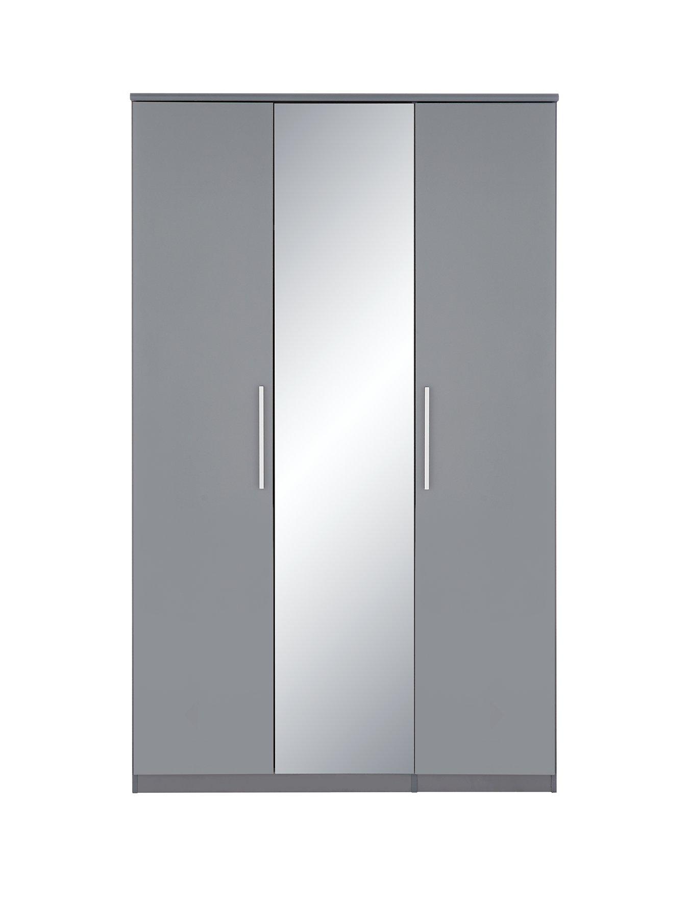 Image 2 of 7 of The Very Collection Prague Gloss 3 Door Mirrored Wardrobe&nbsp;- FSC&reg; Certified