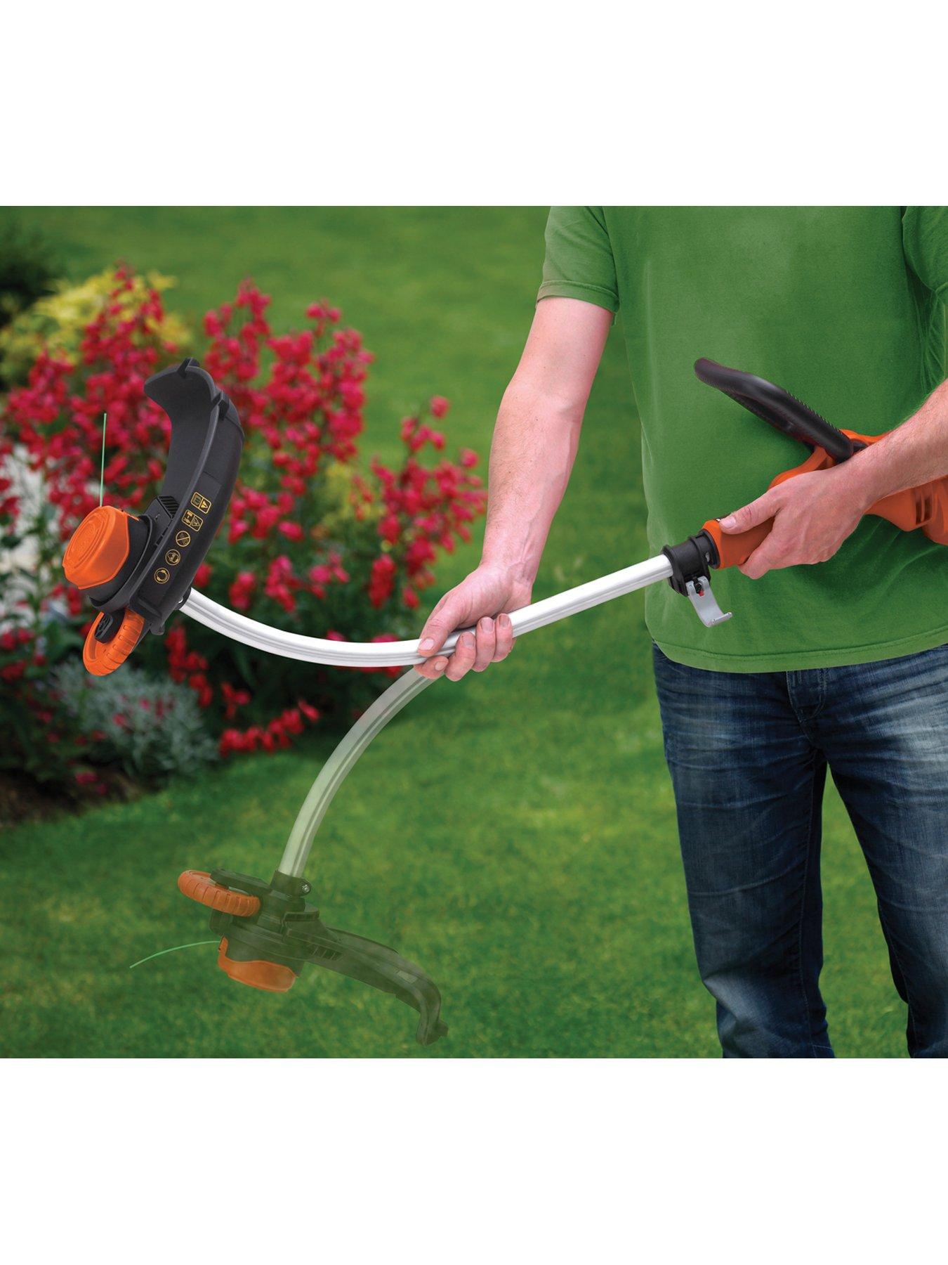 Image 4 of 4 of Black & Decker GL7033-GB 700W High Performance Strimmer