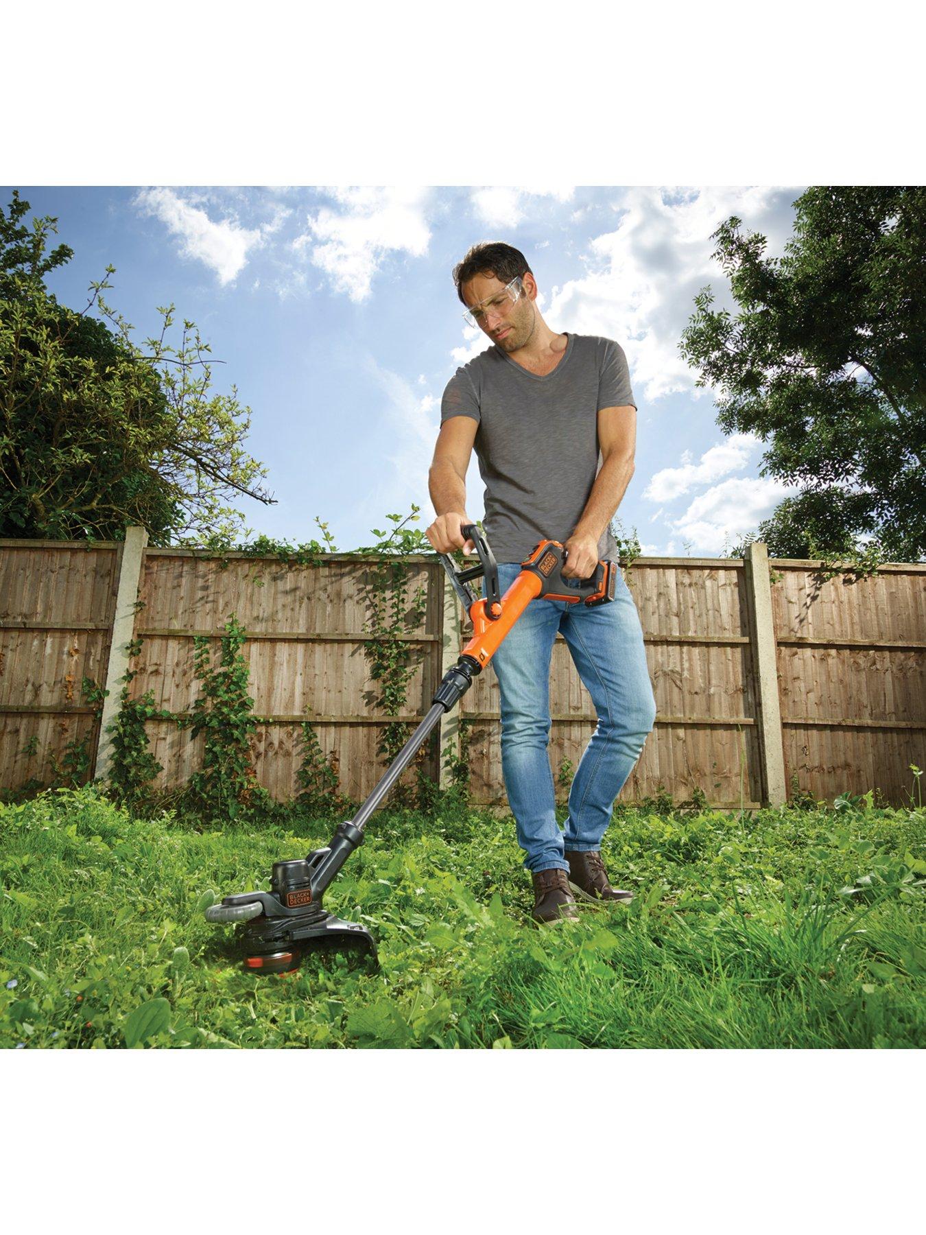 Image 2 of 3 of Black & Decker STC1820PC-GB 18V Lithium Ion Strimmer
