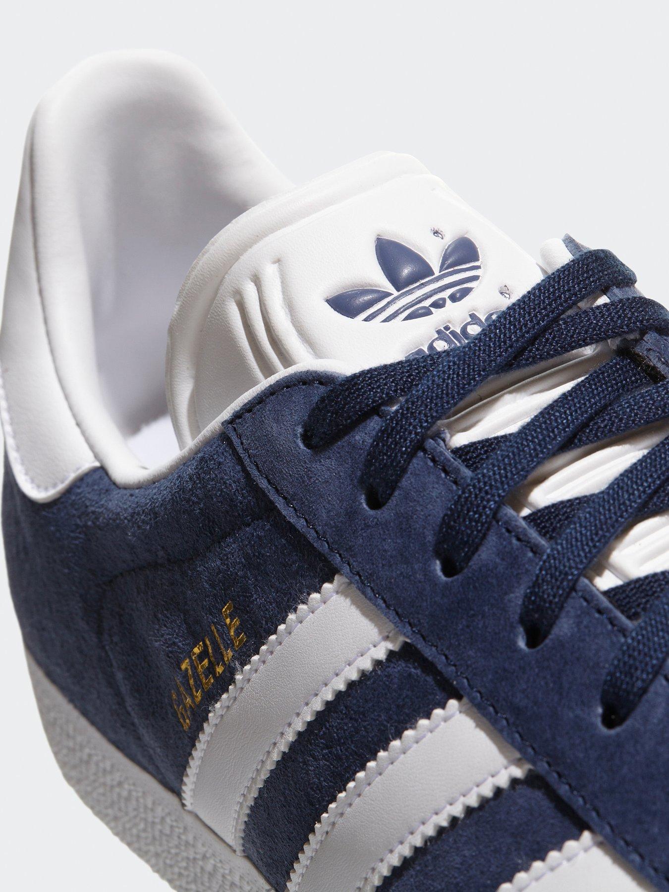 Image 7 of 8 of adidas Originals Gazelle Trainers - Navy