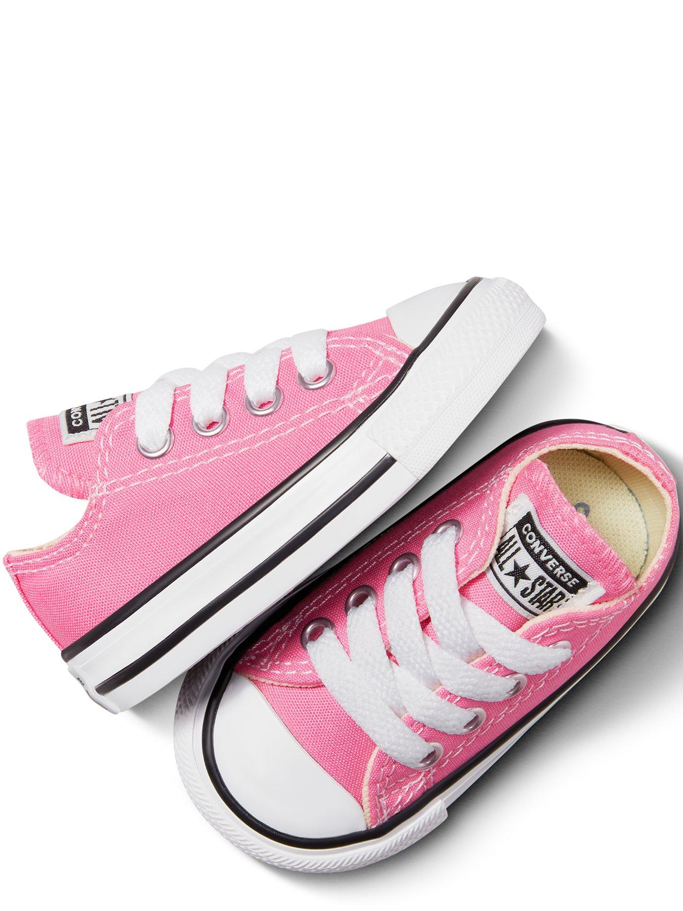 converse-infant-girls-ox-trainer-pinkoutfit