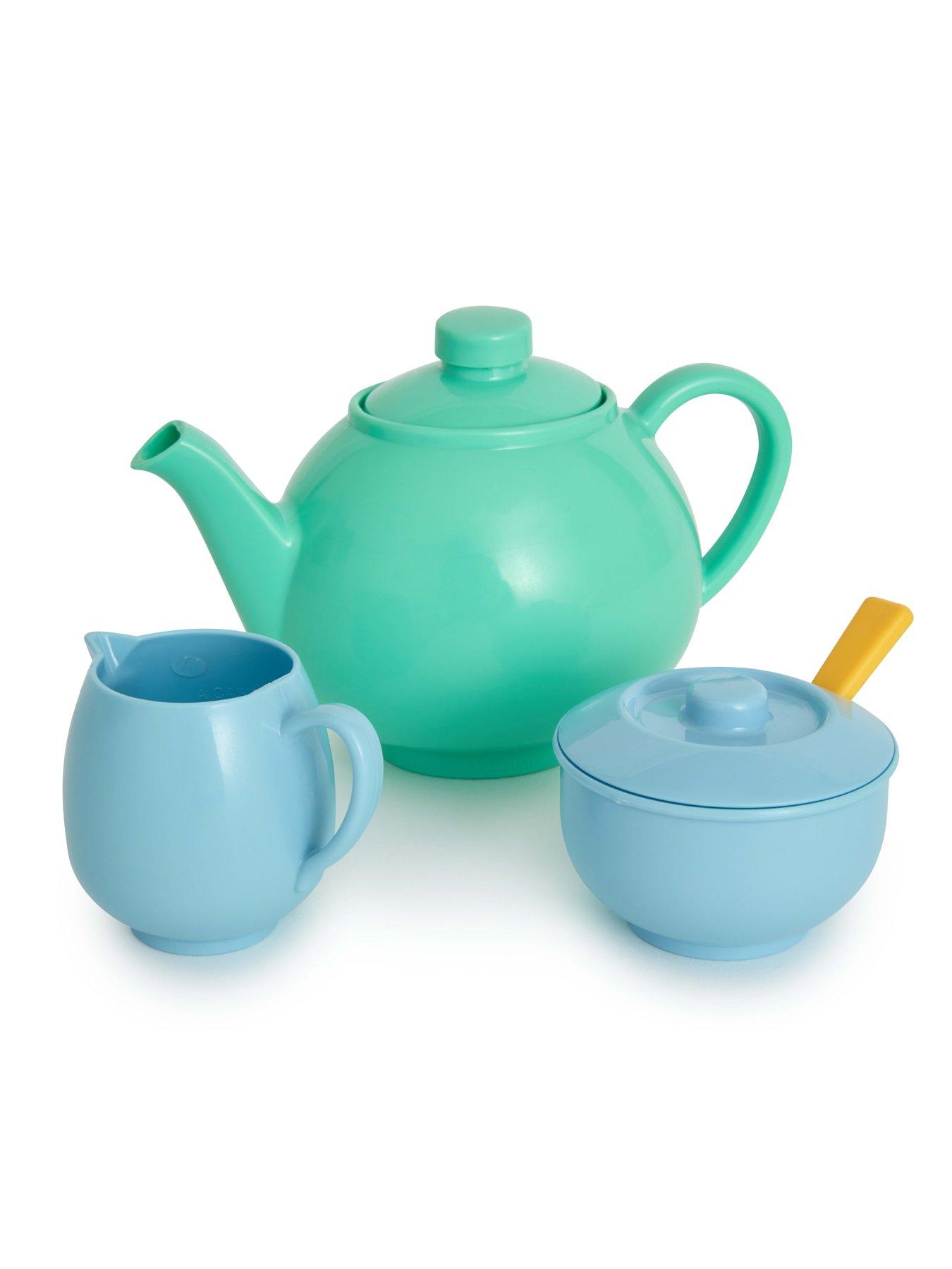 Image 3 of 5 of Casdon Tea Set