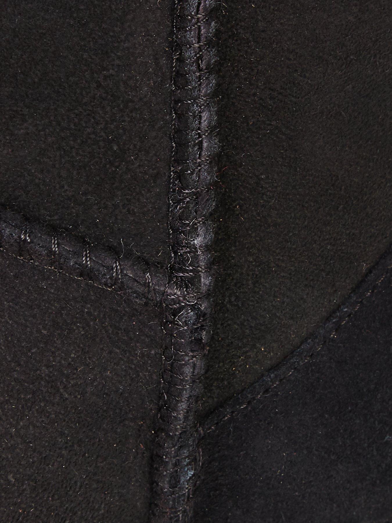 Image 5 of 5 of UGG Classic II Mini Boot - Black