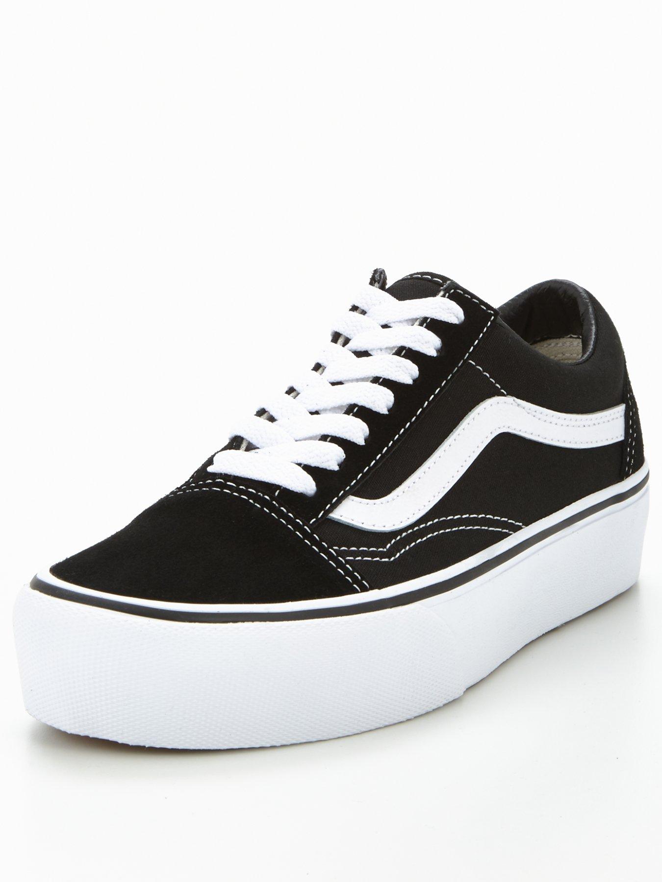 Vans old skool black and sale white platform