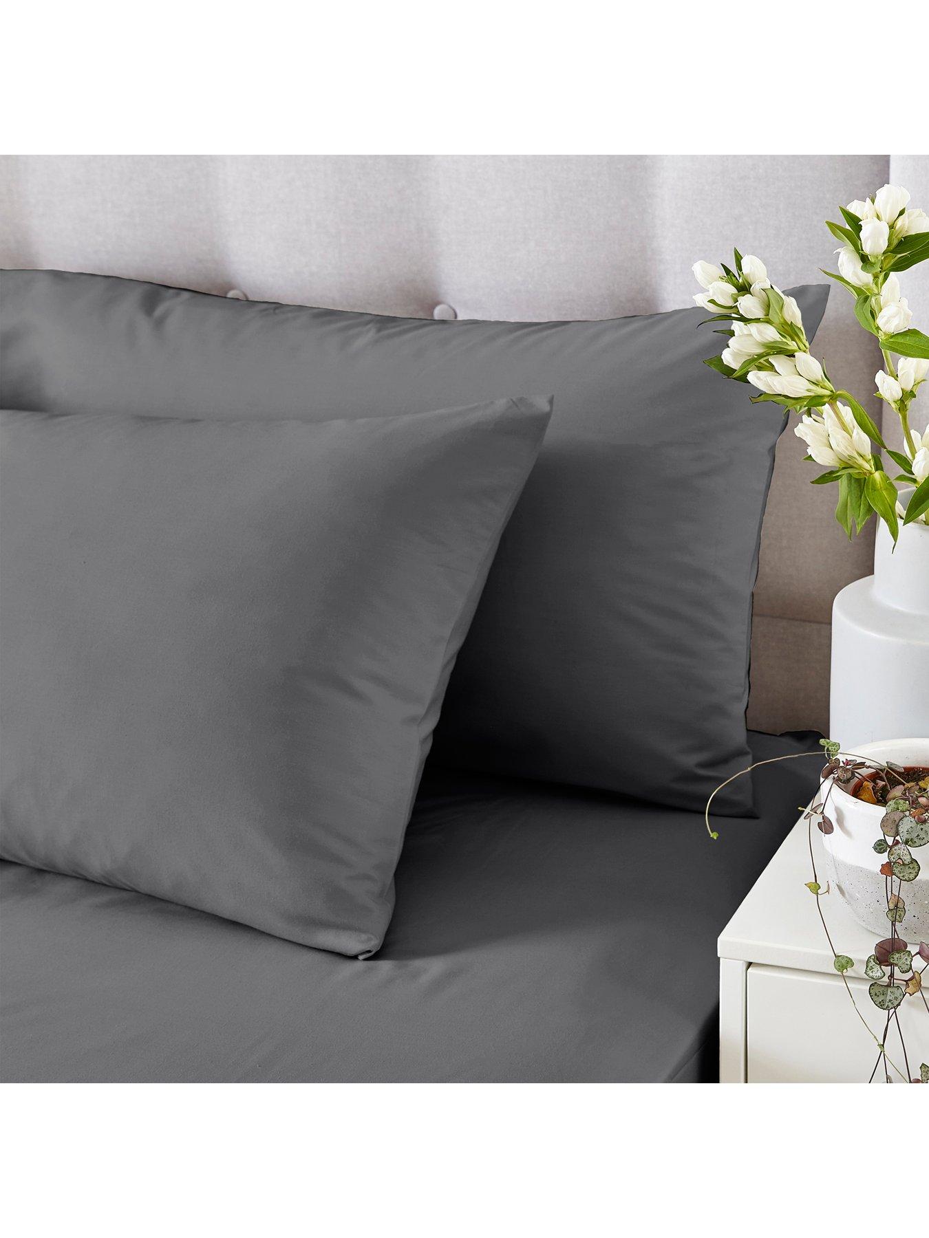 silentnight-180-thread-count-pure-cotton-standard-pillowcases-pairfront