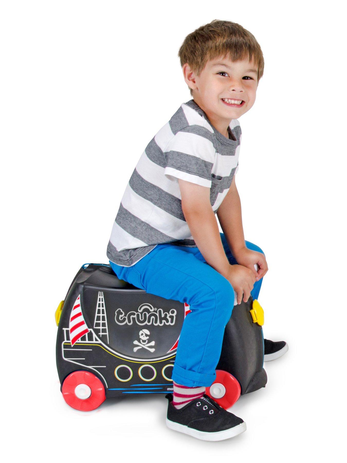 trunki-pedro-the-pirate-shipoutfit