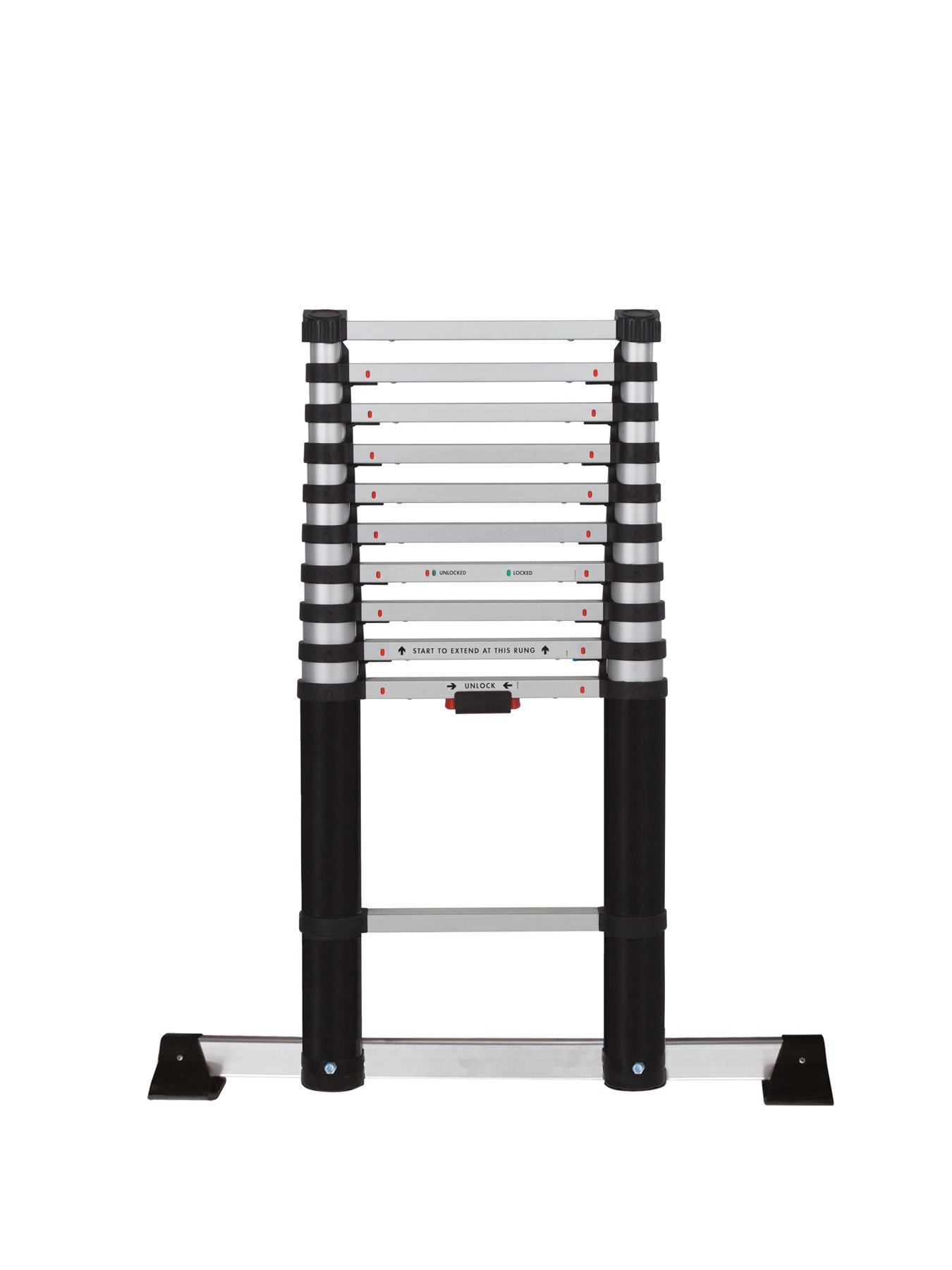 werner-32m-telescopic-extension-ladder-1x10-rungsstillFront
