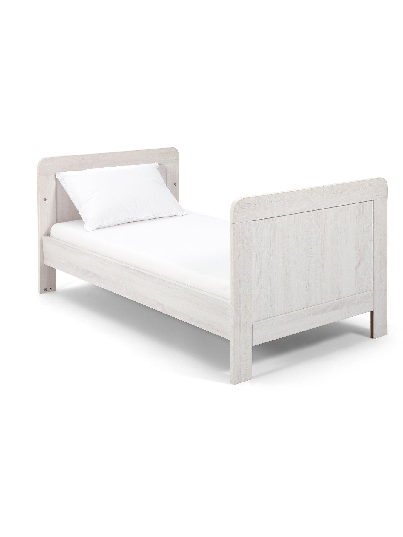 mamas-papas-atlas-cot-bedstillFront