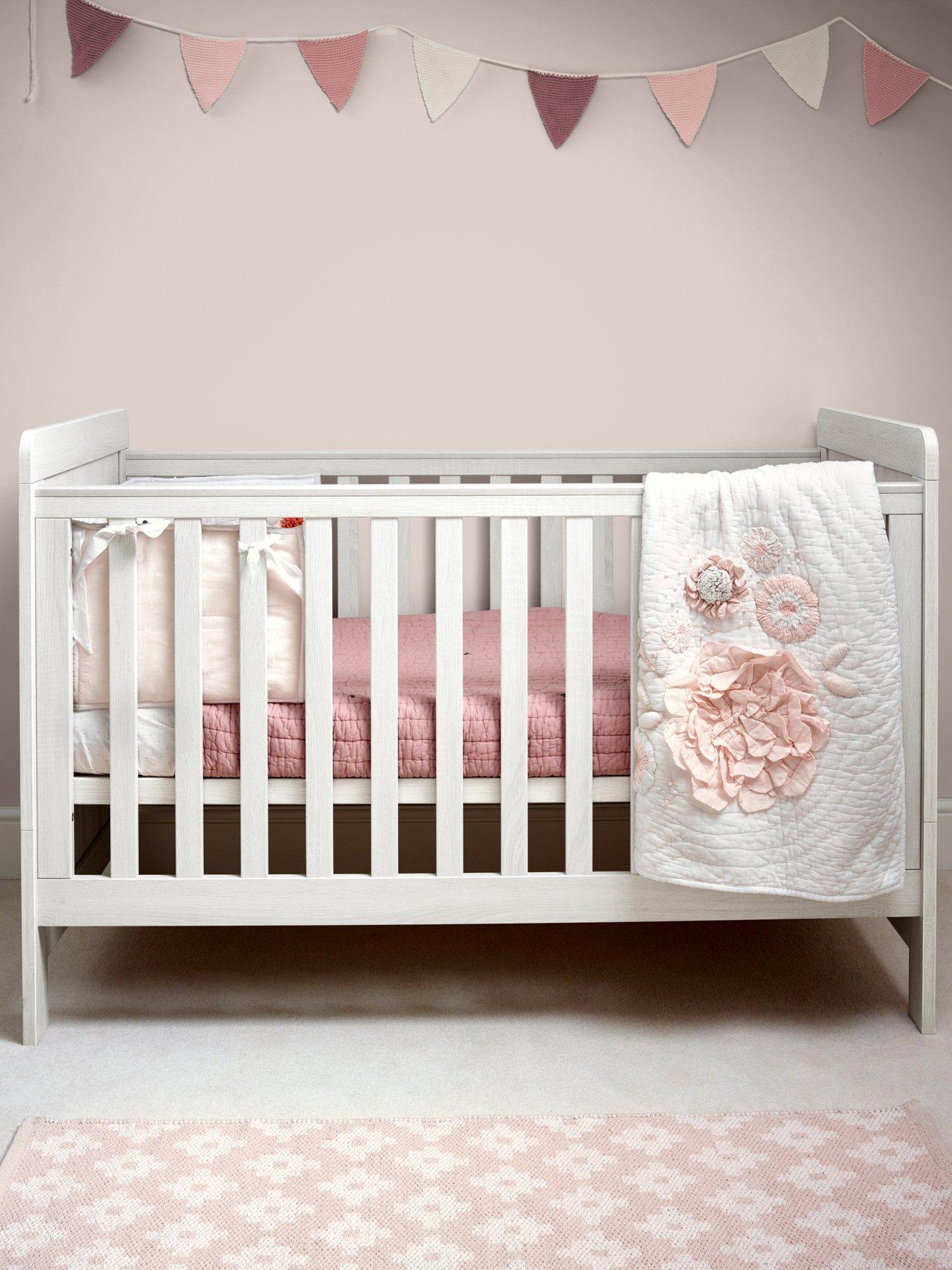 mamas-papas-atlas-cot-beddetail