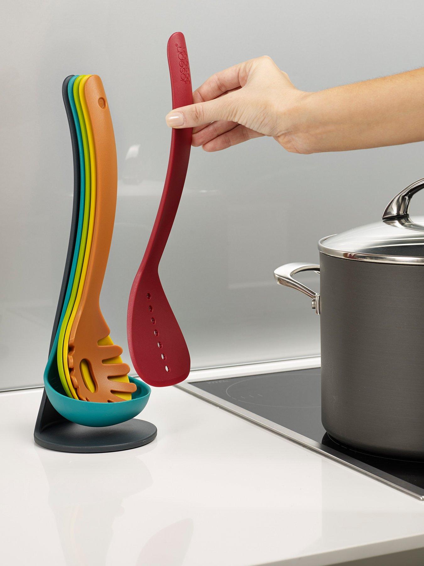 joseph-joseph-nest-utensils-plusoutfit