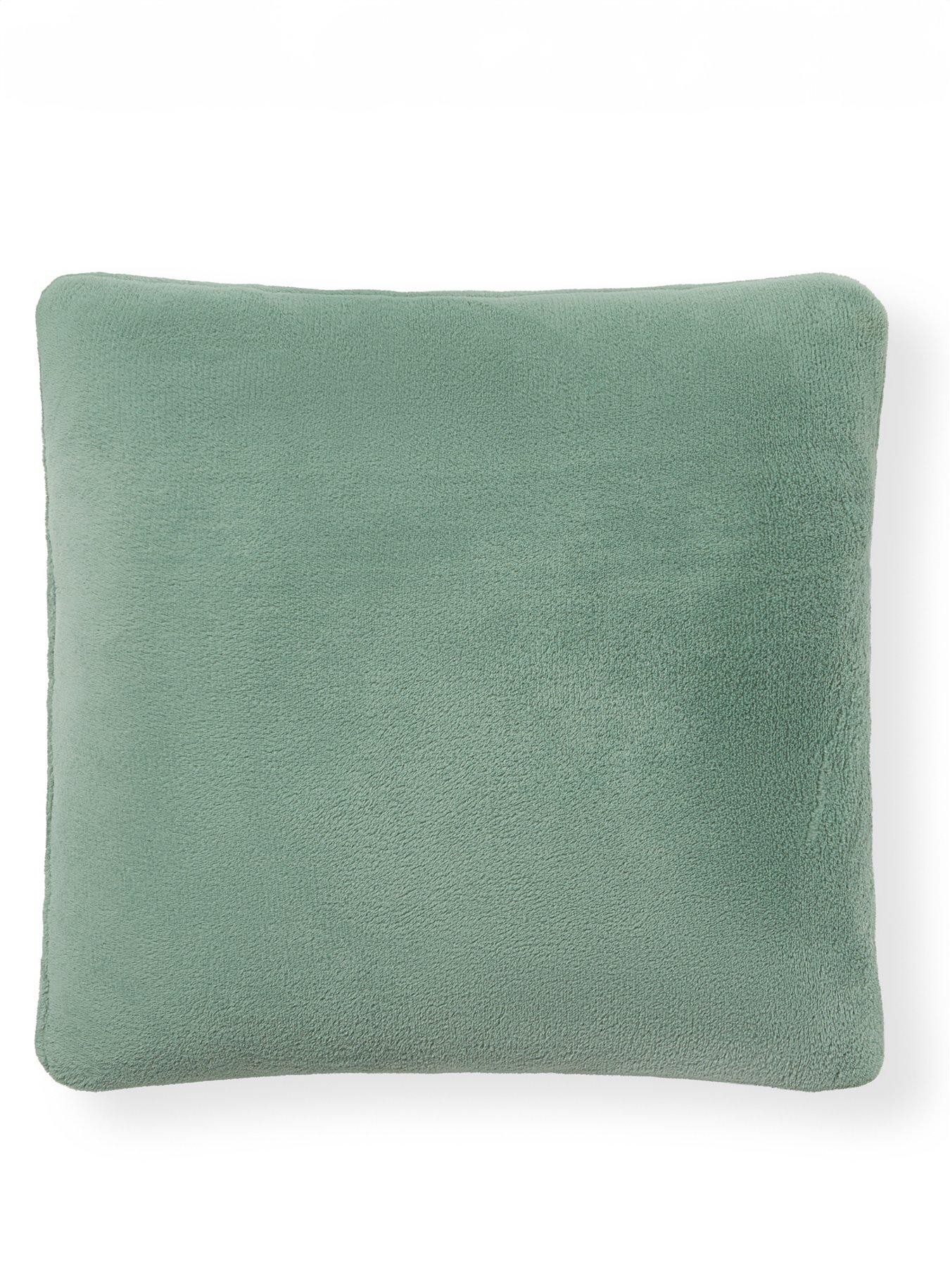 the-very-collection-microfleece-cushion