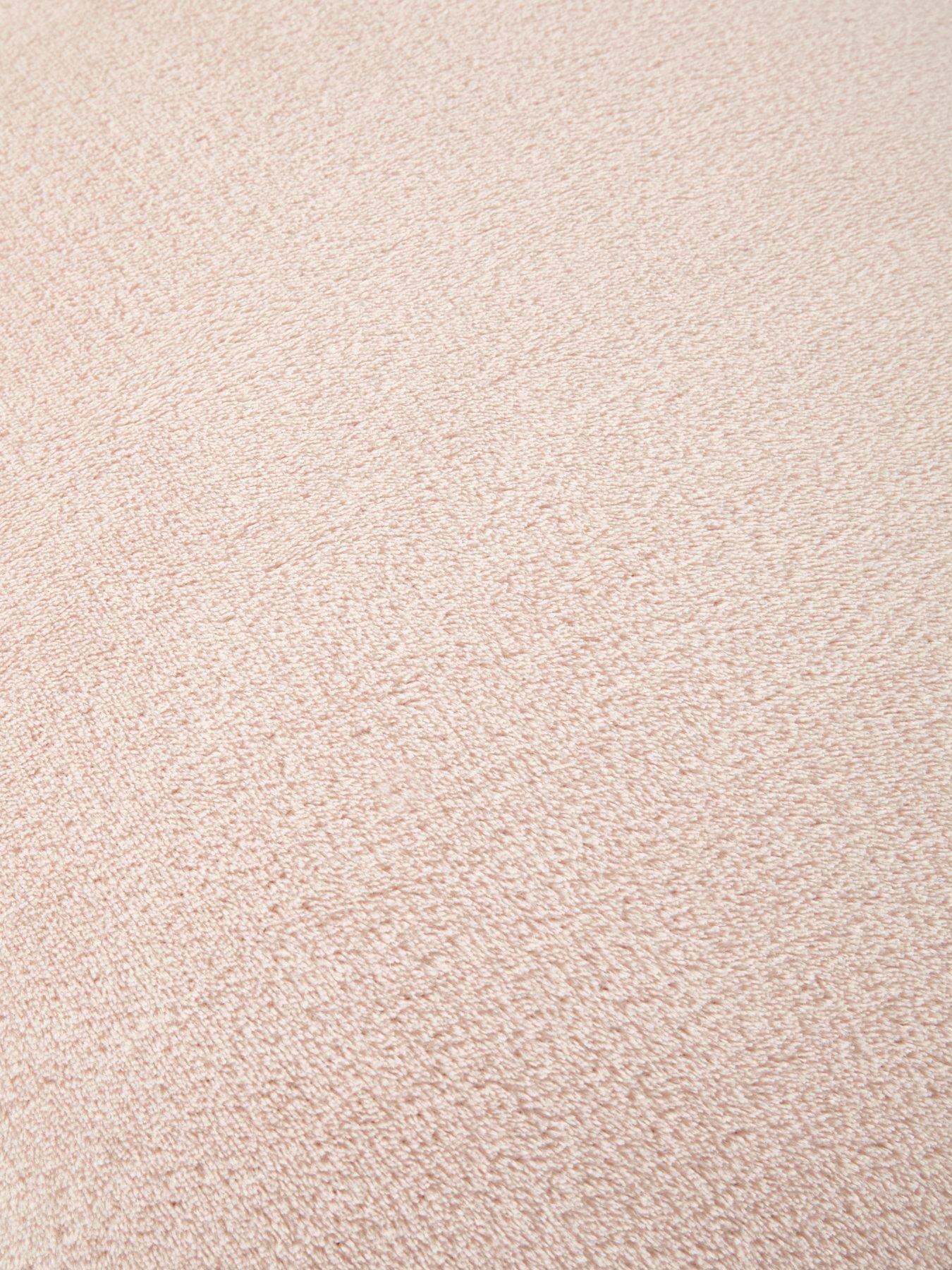 Image 2 of 2 of The Very Collection Microfleece XL Cushion