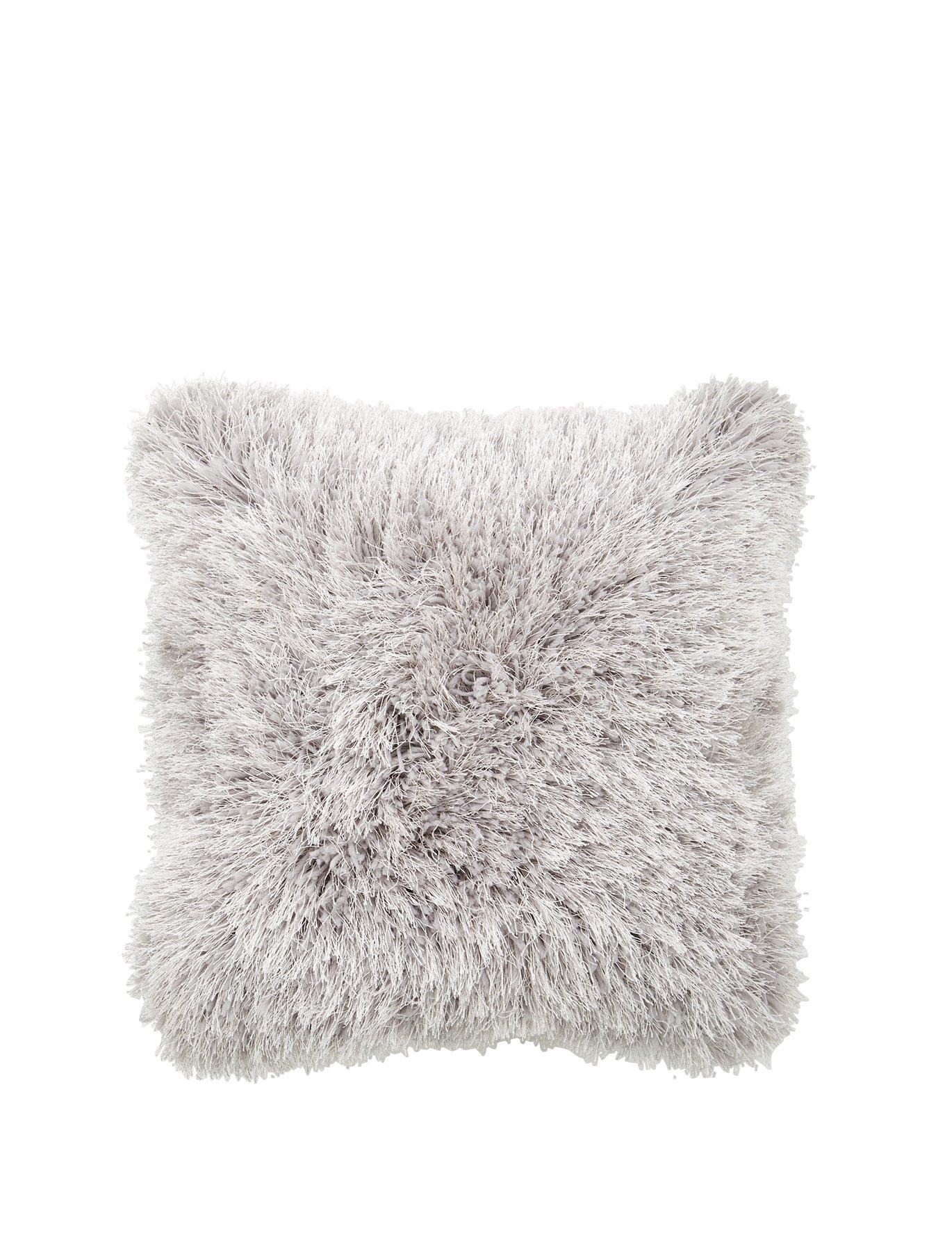 very-home-decadence-luxury-supersoft-cushion-43x43