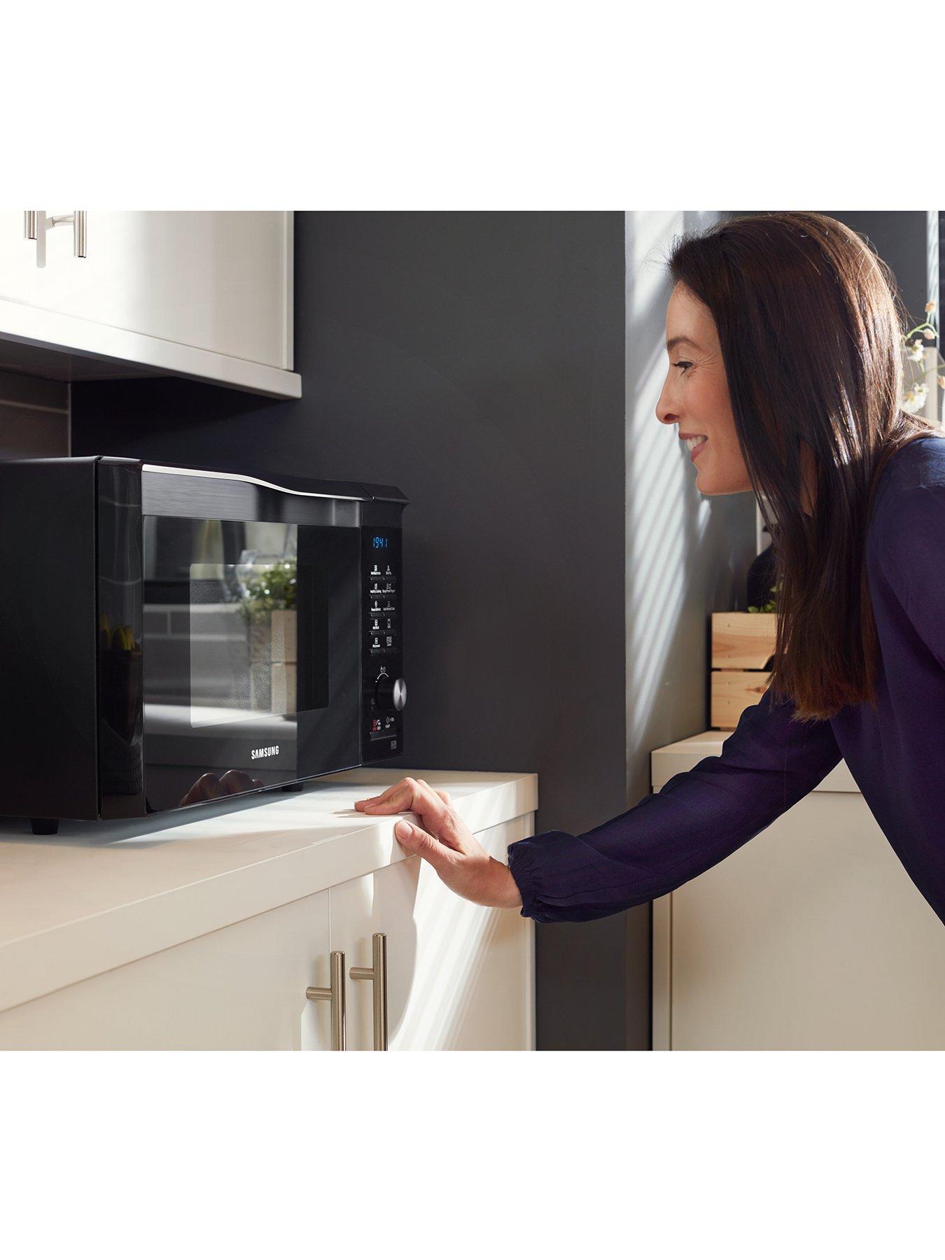 Image 5 of 7 of Samsung Easy View&trade; MC28M6055CK/EU&nbsp;28-Litre Combination Microwave Oven with HotBlast&trade; Technology&nbsp;- Black