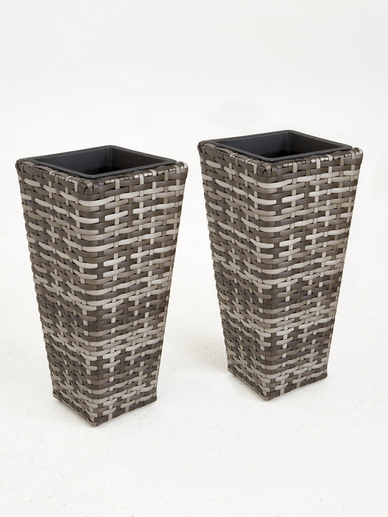 very-home-set-of-2-tall-rattan-effect-planters-greyoutfit