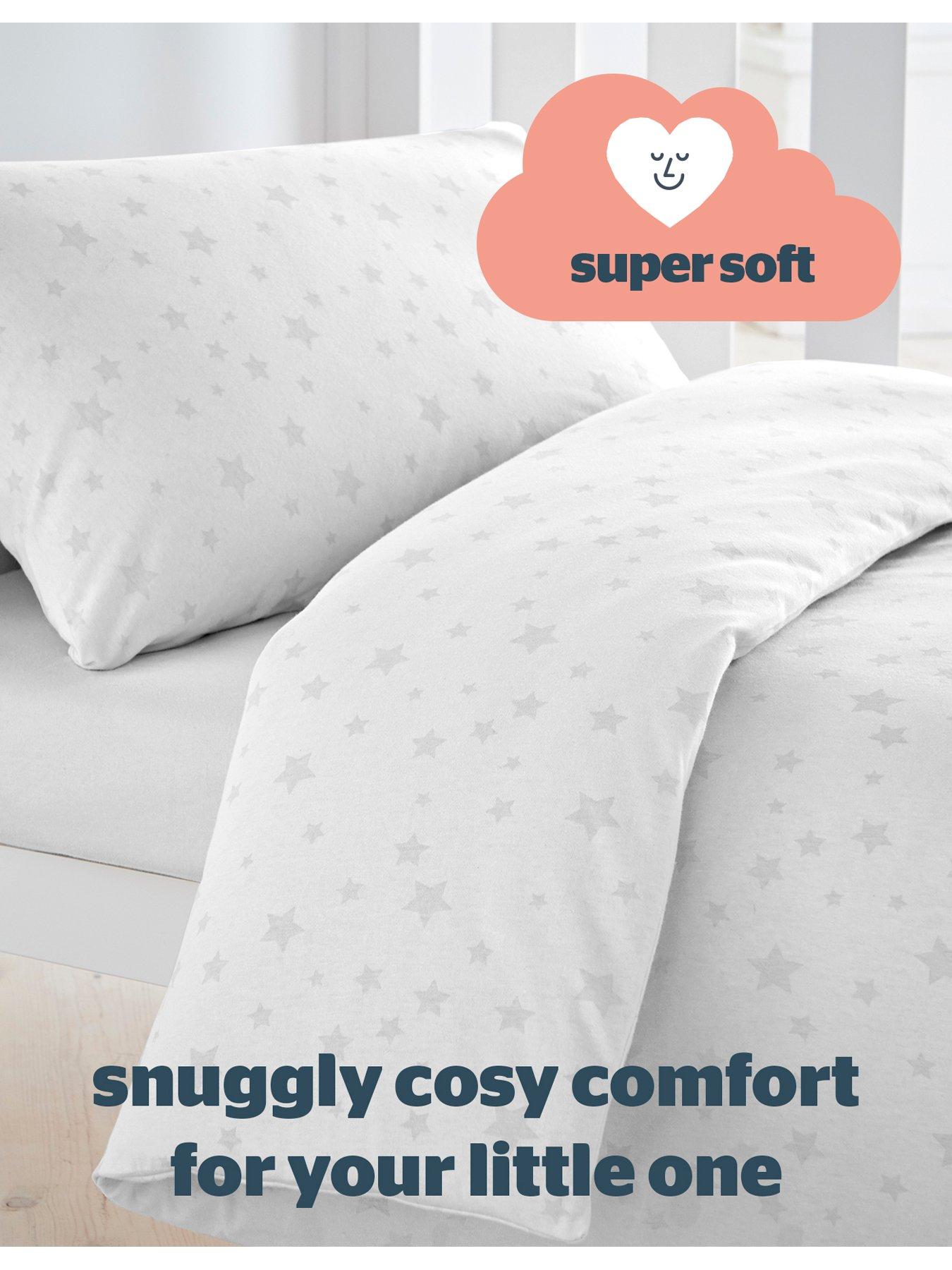 silentnight-safe-nights-cot-bed-duvet-cover-set-star-printback