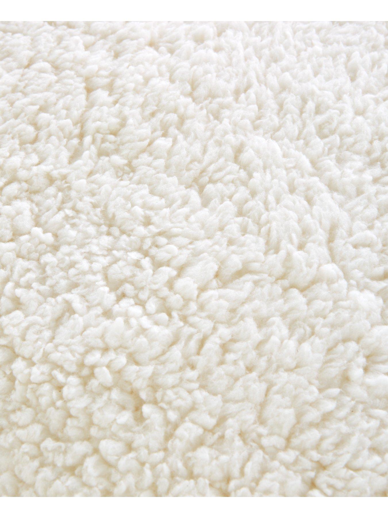 the-very-collection-super-soft-teddy-fleece-mattress-protectorback
