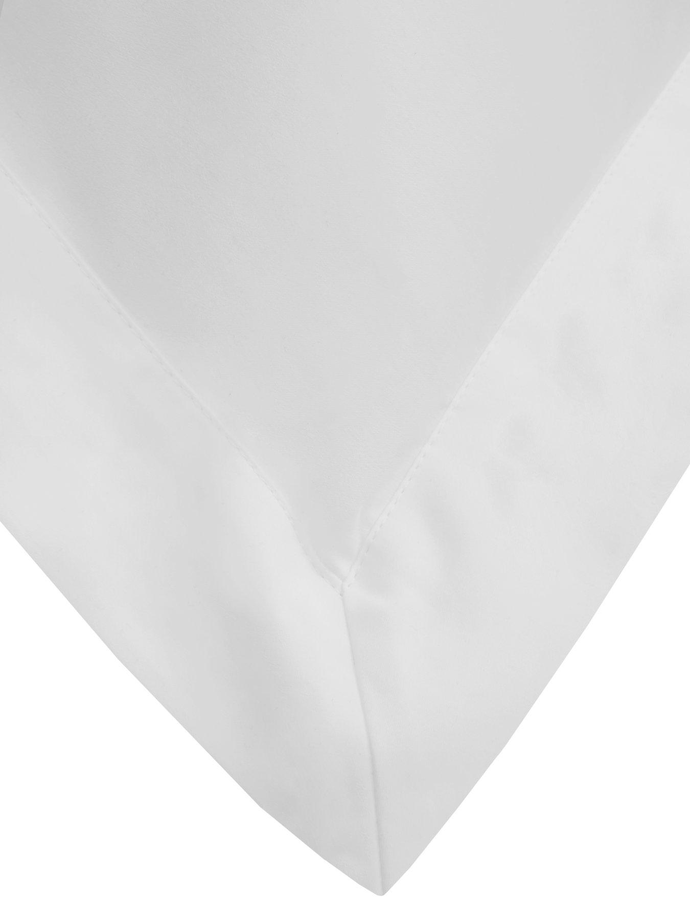 Image 3 of 3 of The Very Collection Luxury Soft Touch 600 Thread Count 100% Cotton Sateen Oxford Pillowcases (Pair)