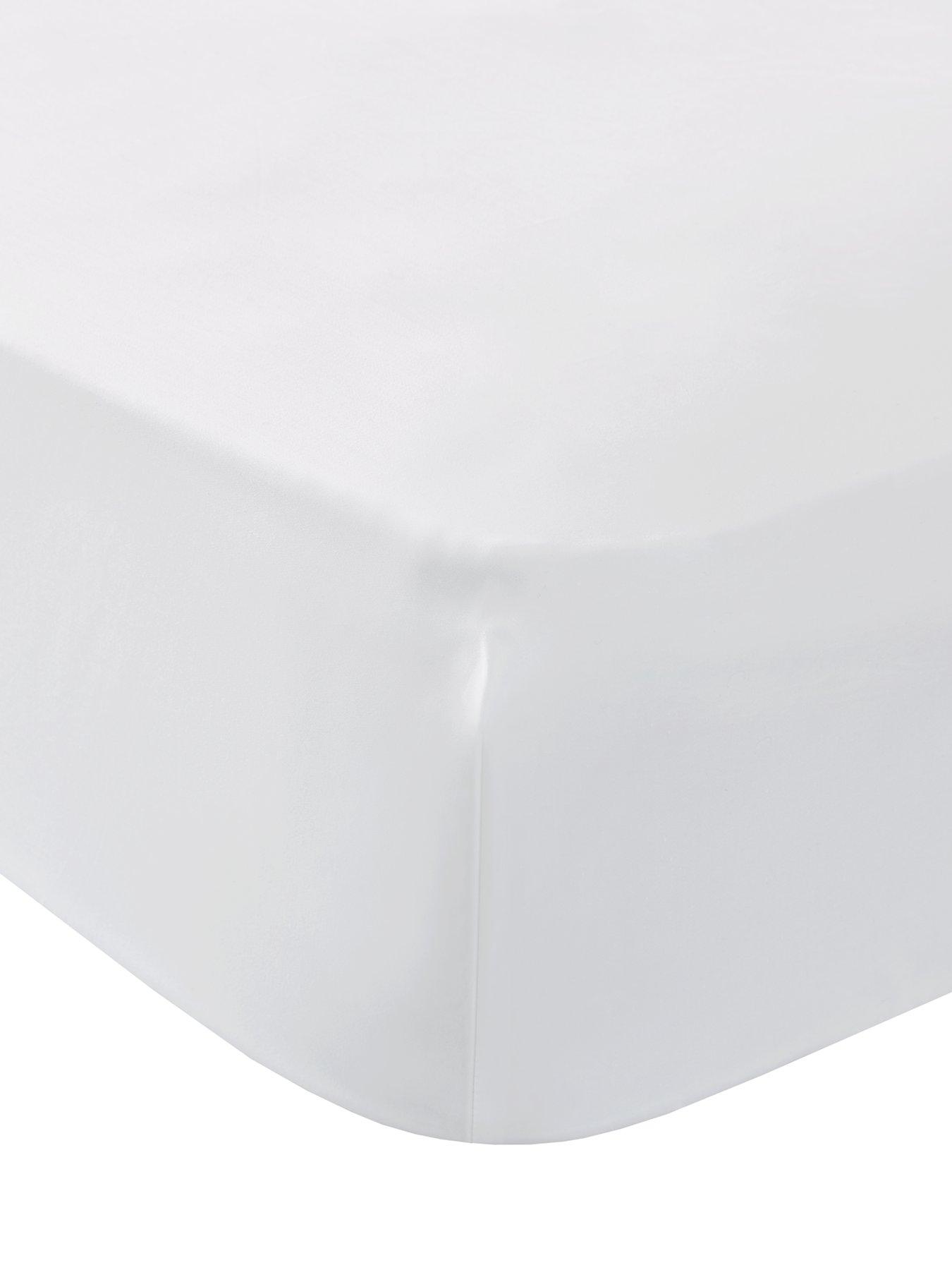 Image 3 of 4 of The Very Collection Luxury Soft Touch 600 Thread Count 100% Cotton Sateen 32cm Deep Fitted Sheet