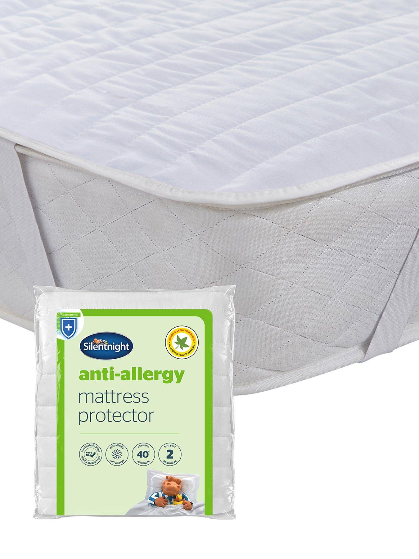 Silentnight Anti Allergy, Anti Bacterial Mattress Protector