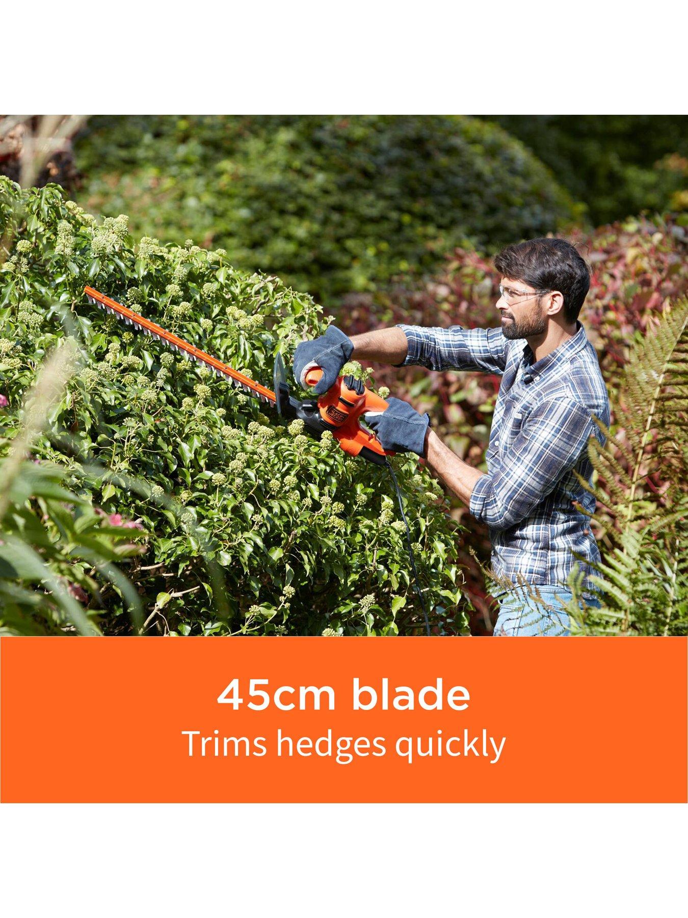 Image 2 of 5 of Black & Decker 420W Hedge Trimmer