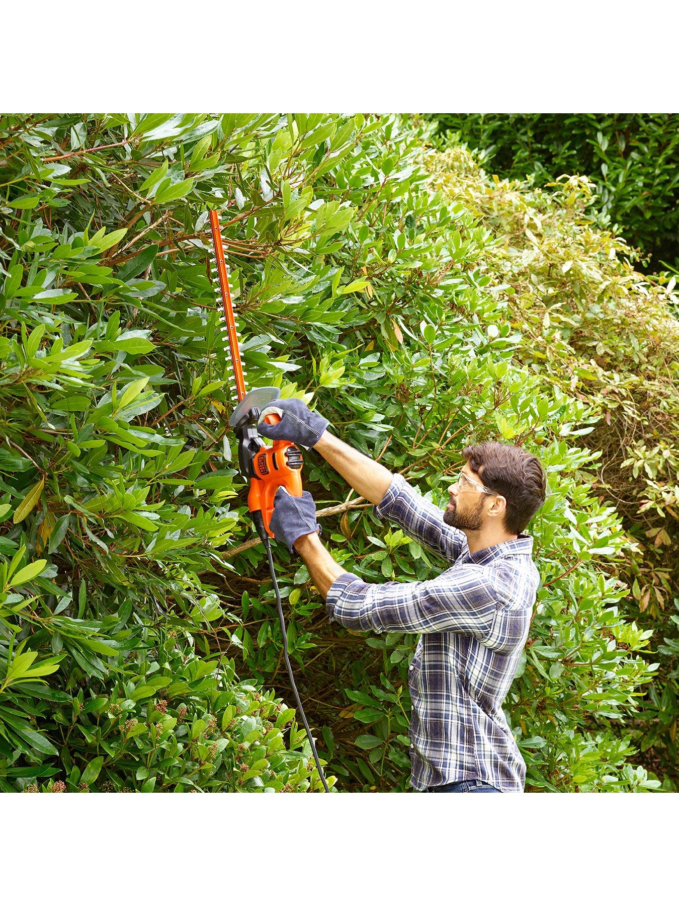 black-decker-420w-hedge-trimmerback