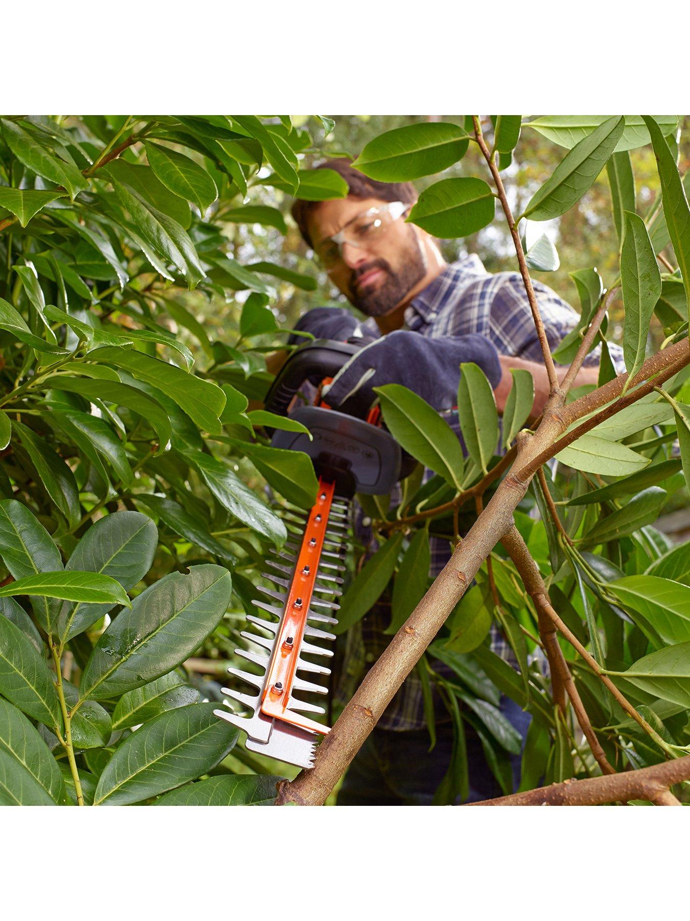 black-decker-500-wattnbsphedge-trimmerdetail
