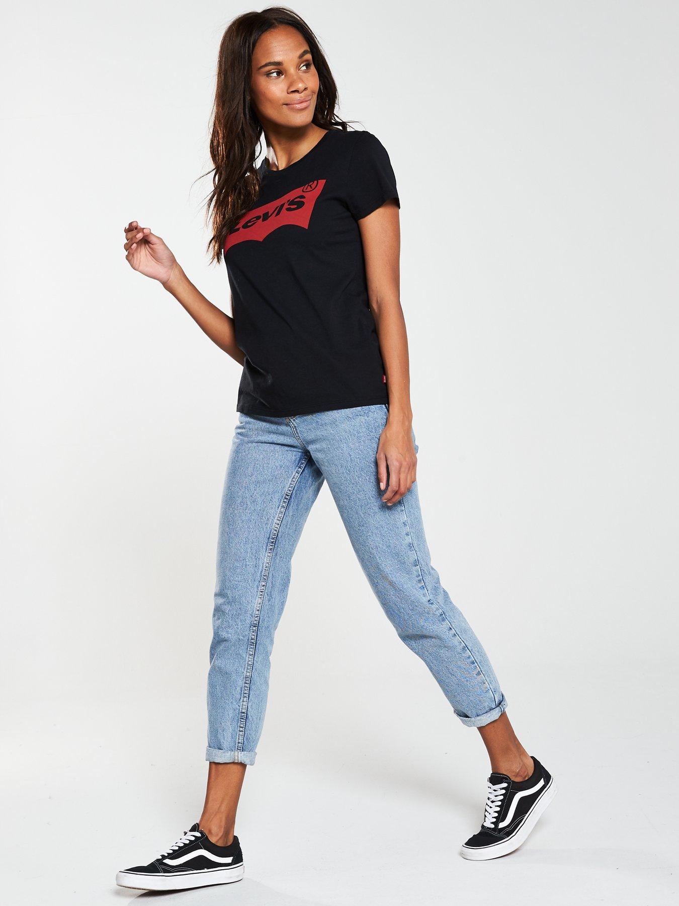 Image 3 of 4 of Levi's Perfect T-shirt - Large Batwing Black