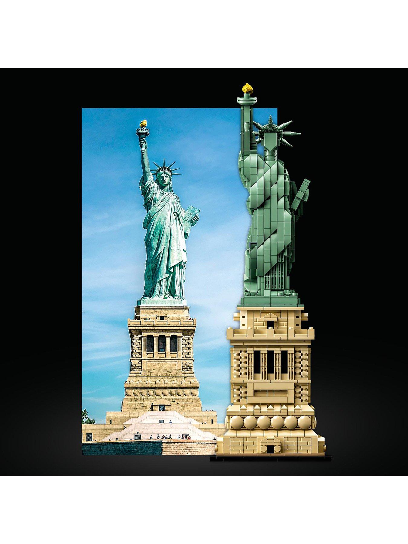 Image 3 of 6 of LEGO Architecture Statue of Liberty