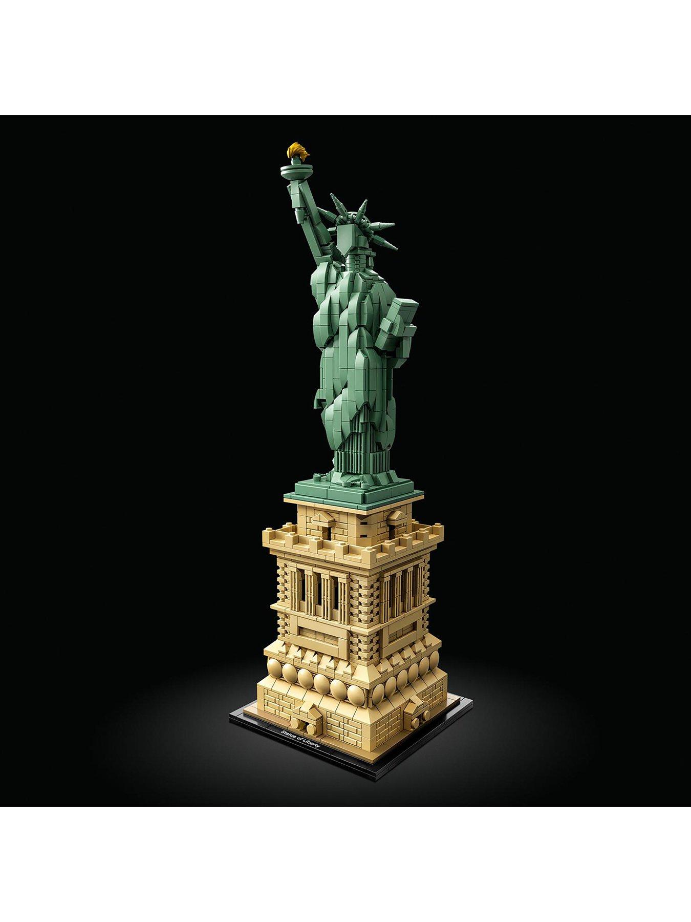 Image 4 of 6 of LEGO Architecture Statue of Liberty