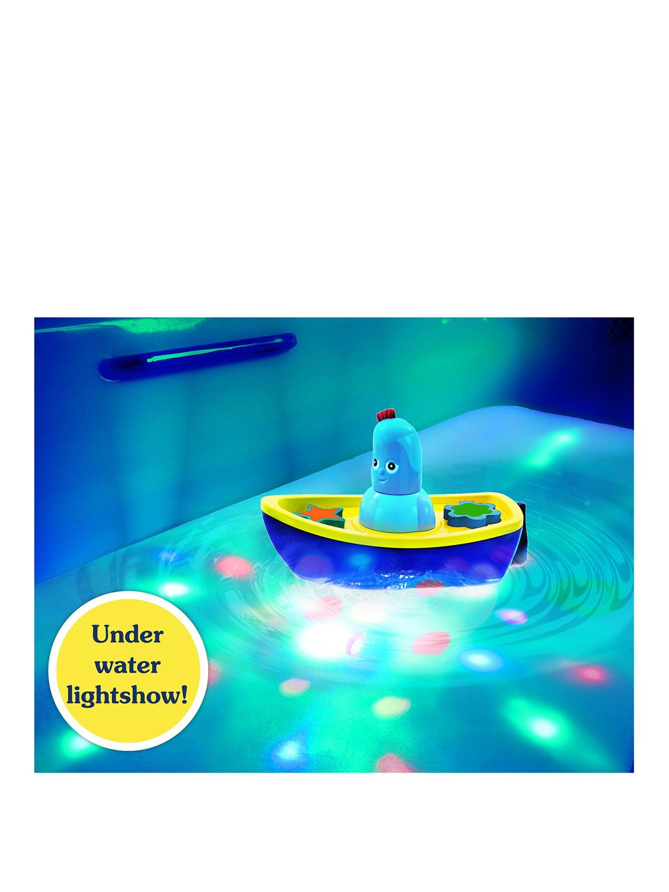 Image 3 of 6 of In The Night Garden Iggle Piggle's Lightshow Bath Time Boat Toy