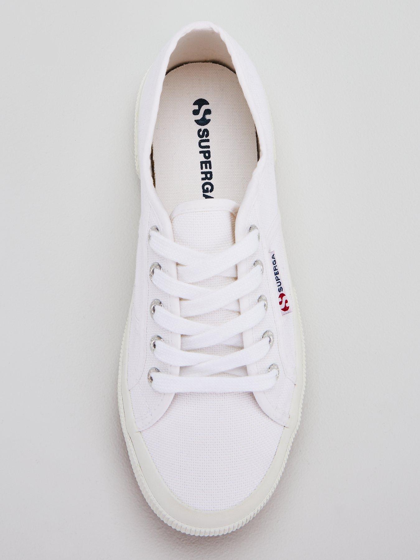 Superga hot sale white plimsolls