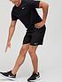 nike-solid-crew-neck-training-t-shirt-blackoutfit