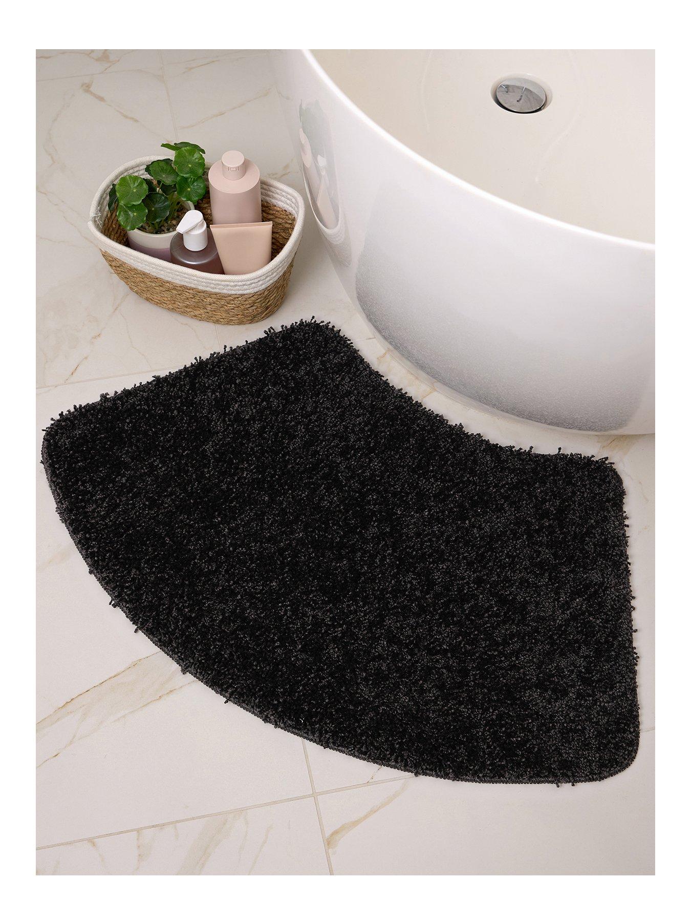 the-very-collection-easy-care-stain-resistant-curved-bath-mat