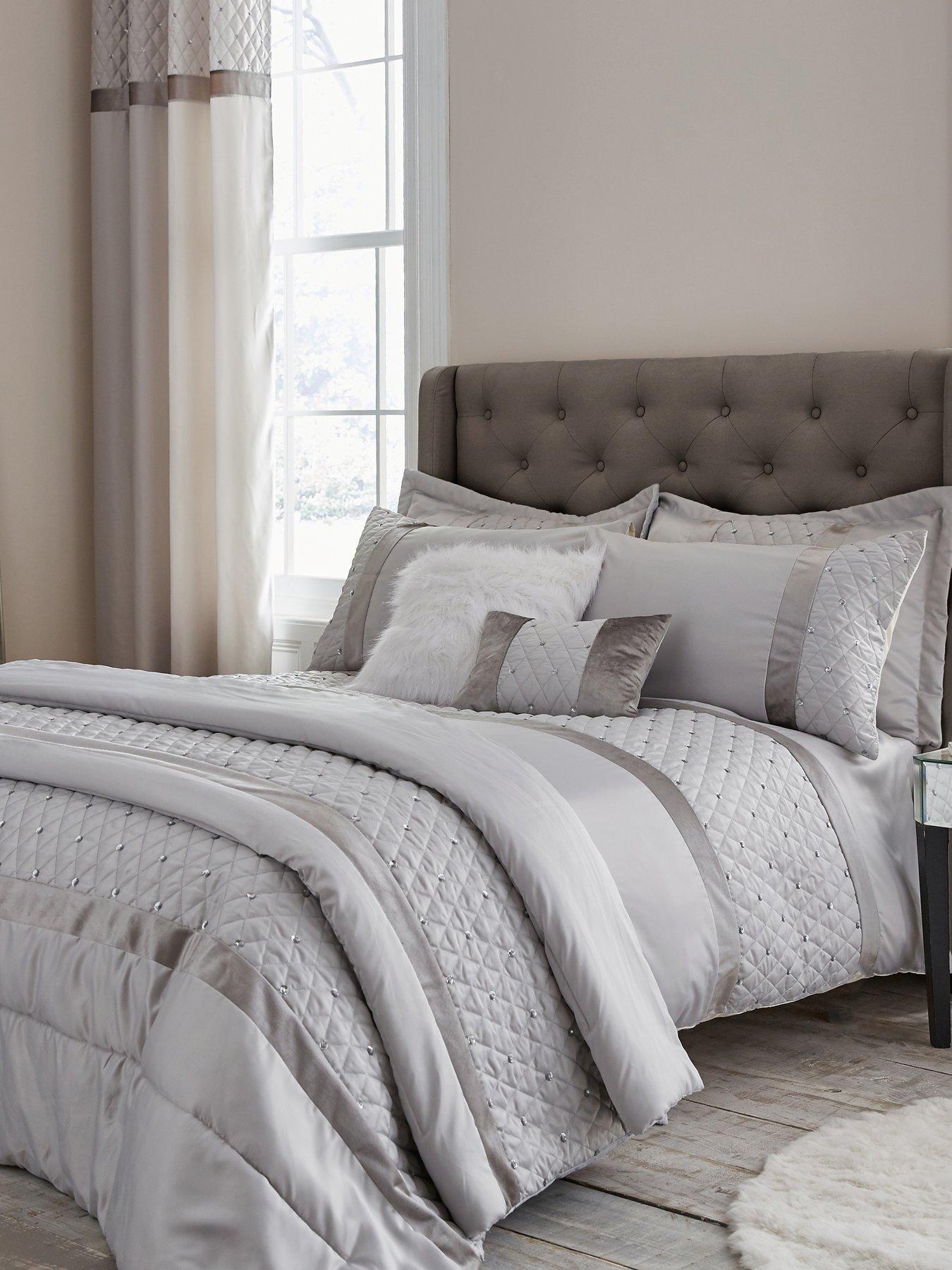 Image 1 of 4 of Catherine Lansfield Sequin Cluster Bedspread Throw - Silver