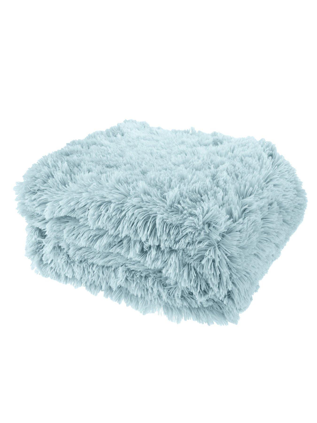 catherine-lansfield-cuddly-throw