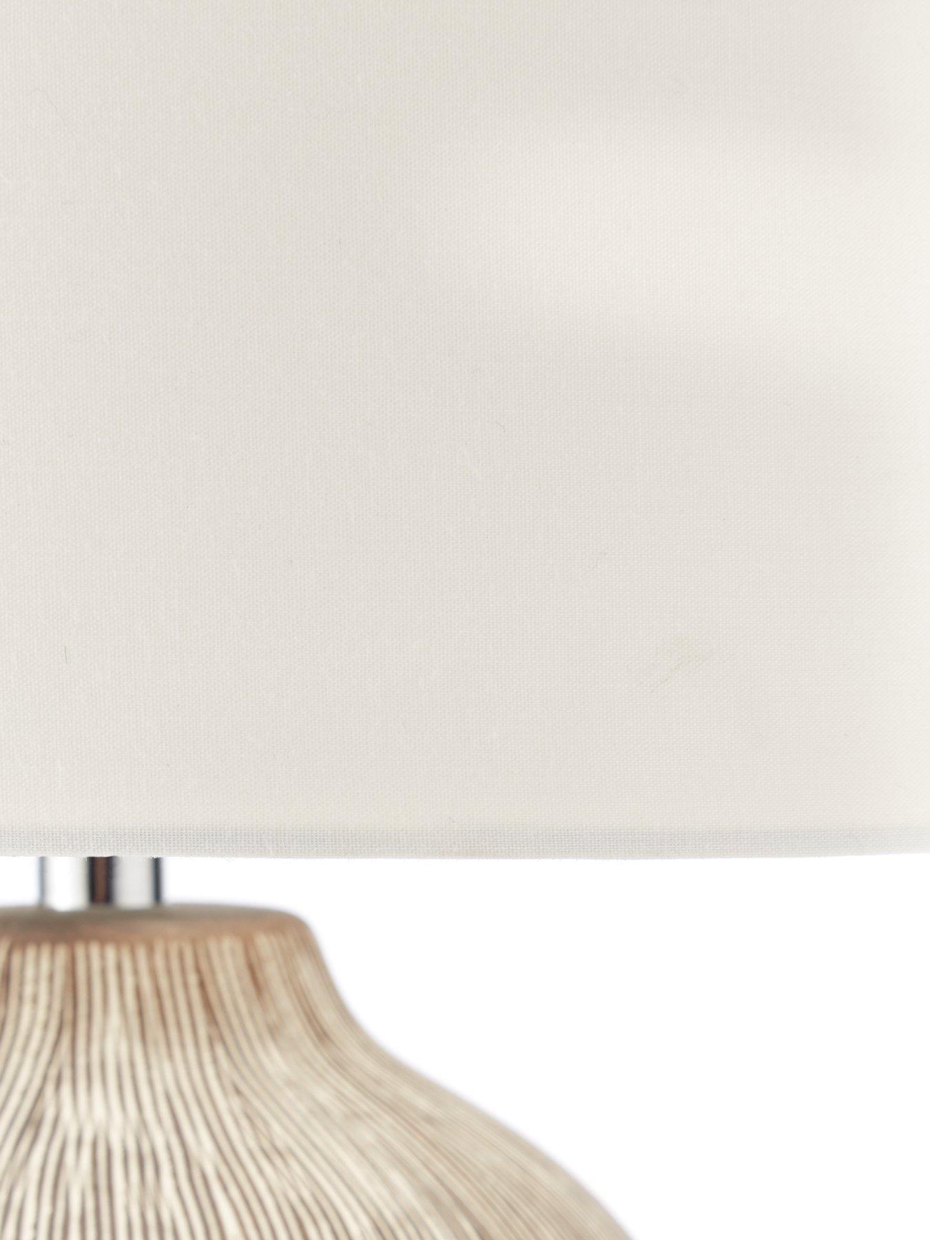 the-very-collection-scratch-table-lampoutfit