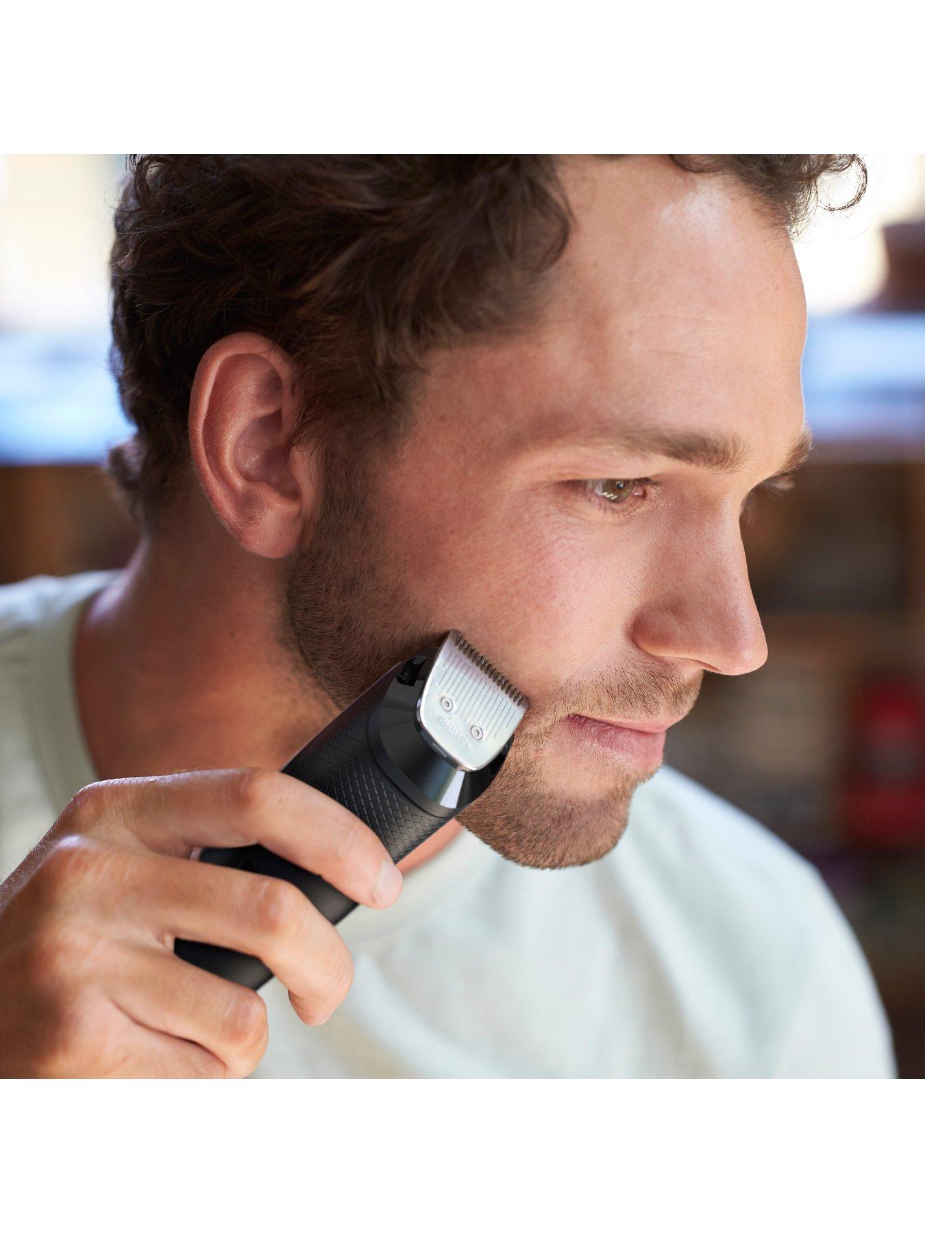 Image 3 of 6 of Philips Series 5000 Stubble &amp; Beard Trimmer with 40 Length Settings, BT5502/13