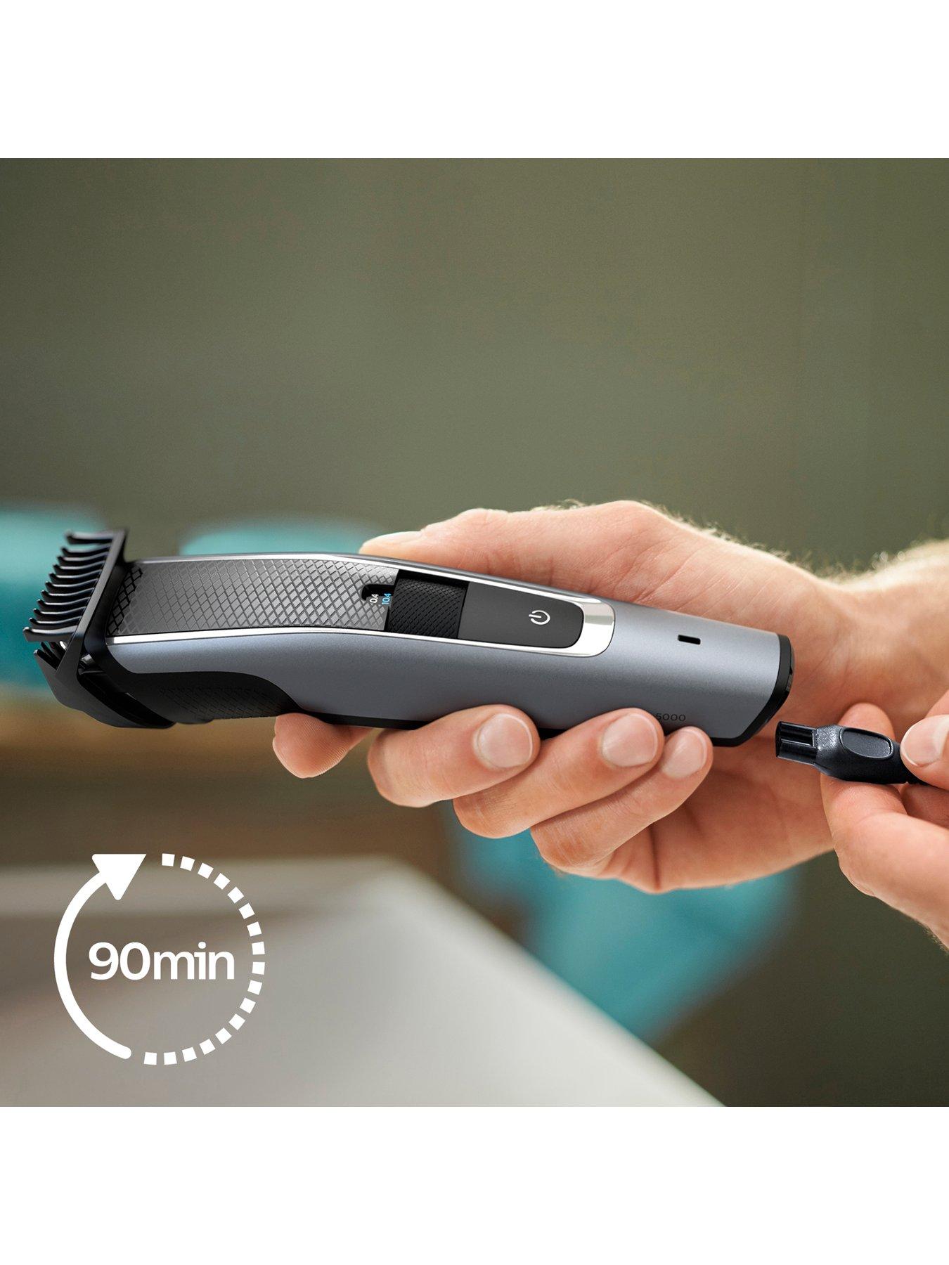 Image 5 of 6 of Philips Series 5000 Stubble &amp; Beard Trimmer with 40 Length Settings, BT5502/13