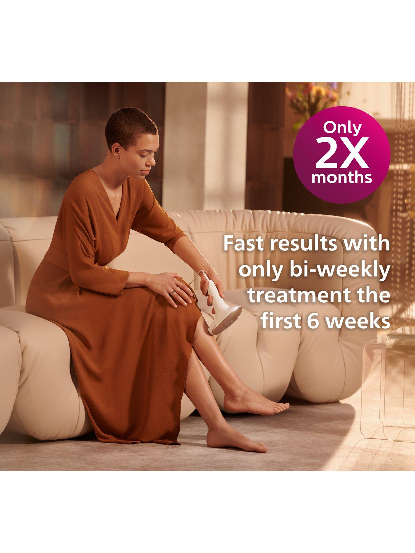 Image 4 of 6 of Philips Lumea IPL 7000 Series, corded with 3 attachments for Body, Face and Bikini with pen trimmer &ndash; BRI923/00