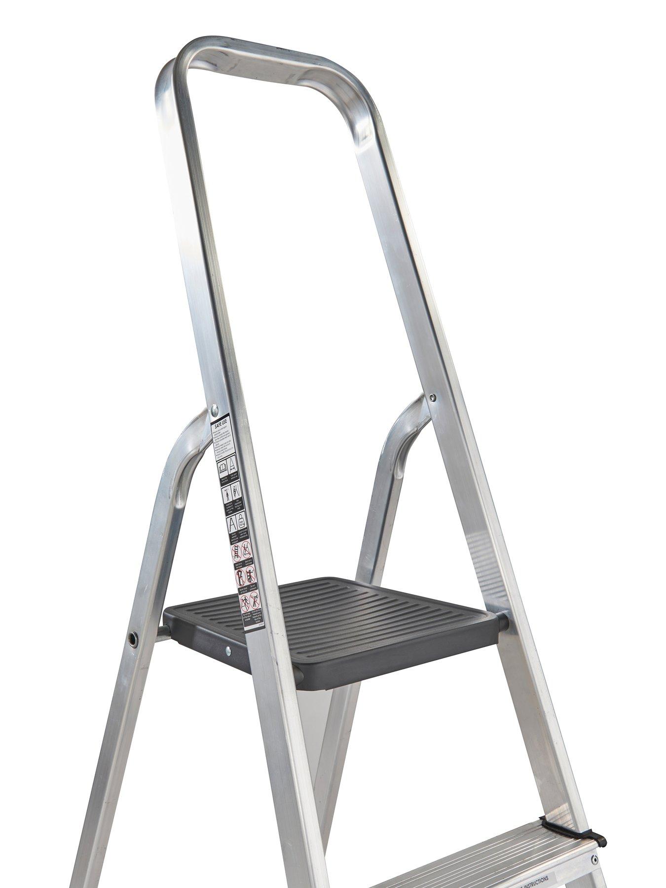 Image 5 of 6 of Werner High Handrail 3 Tread Stepladder