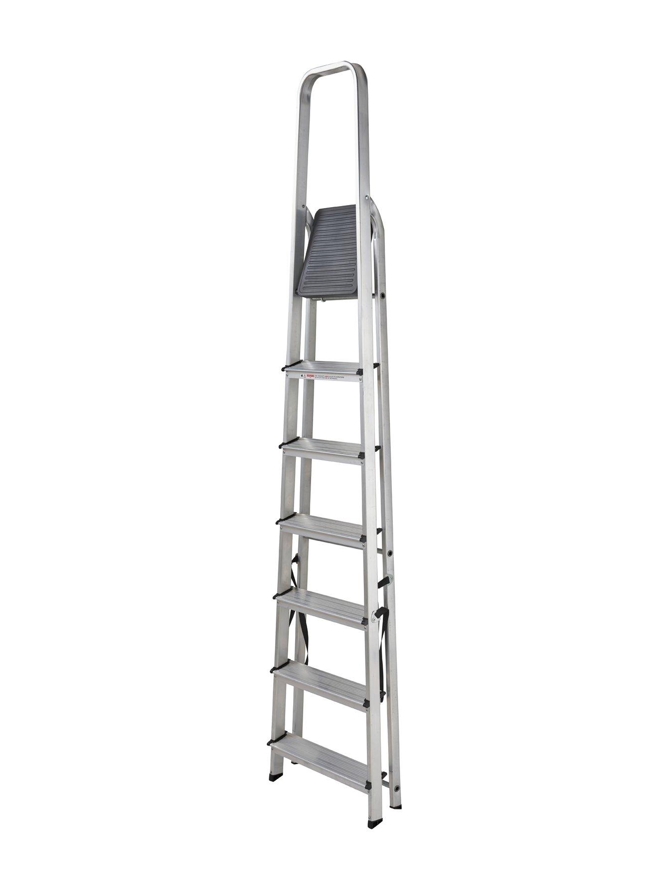 Image 3 of 6 of Werner 7 Tread Stepladder