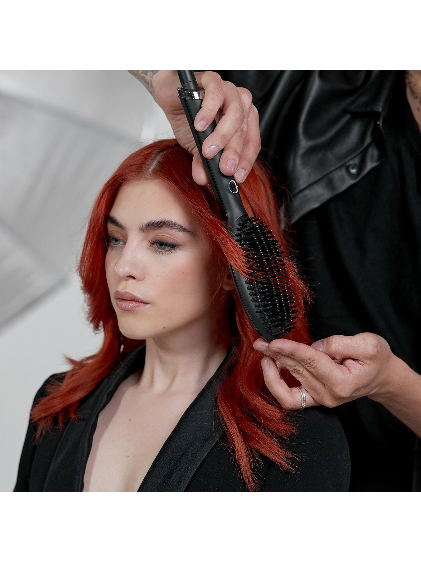 Image 4 of 8 of ghd Glide - Smoothing Hot Brush