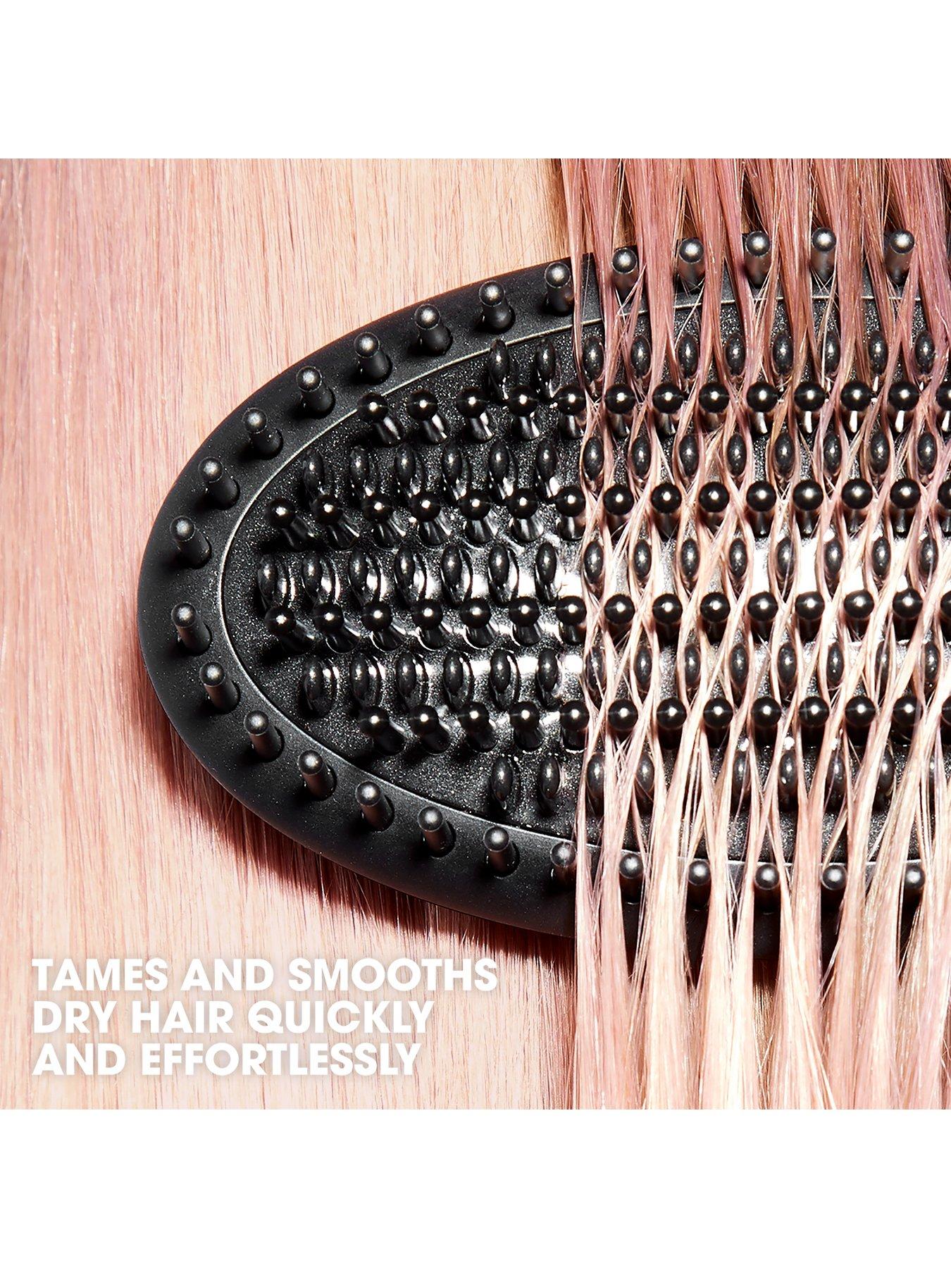 Image 6 of 8 of ghd Glide - Smoothing Hot Brush