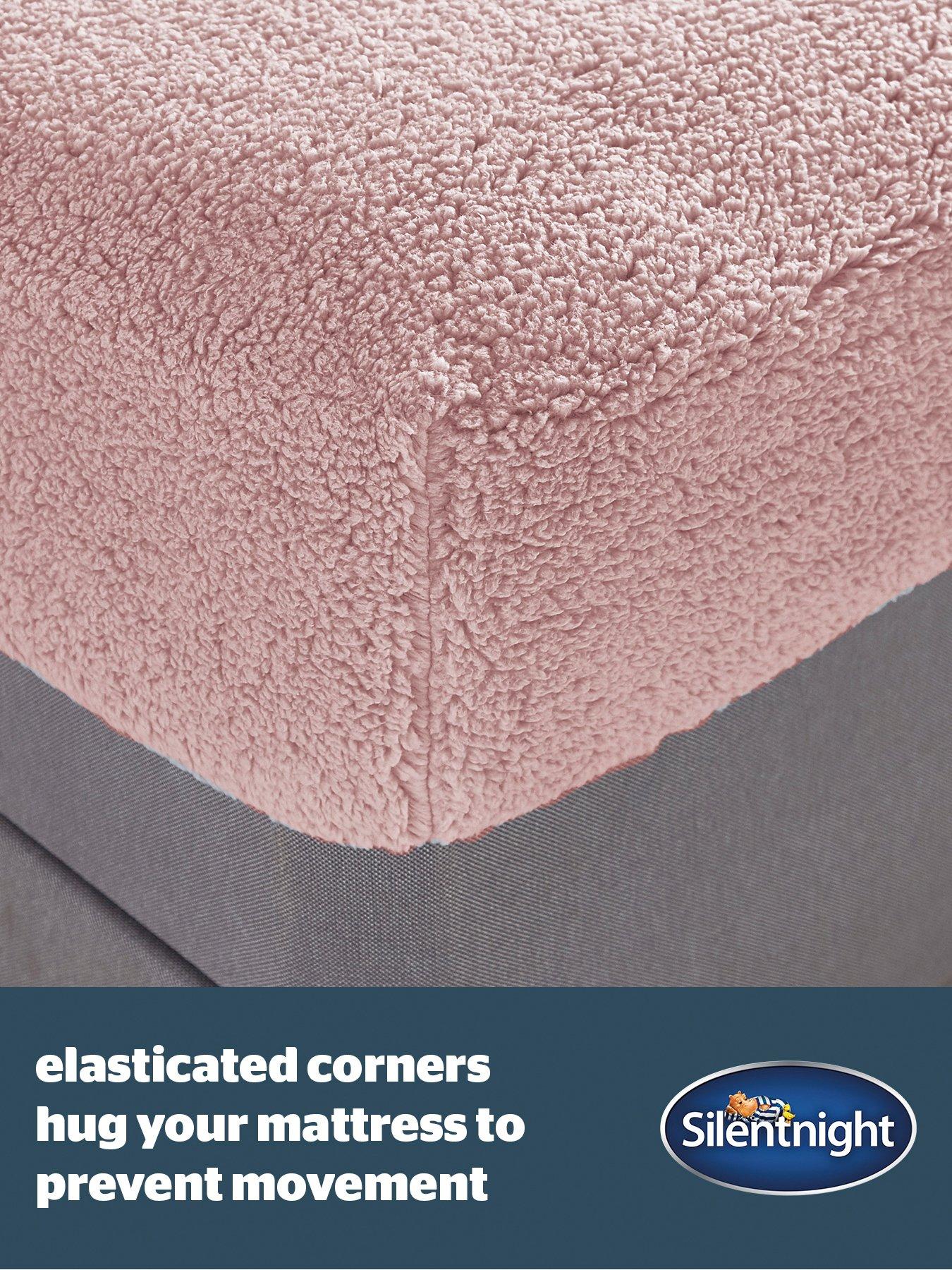 Image 3 of 6 of Silentnight Teddy Fleece Fitted Sheet - Pink