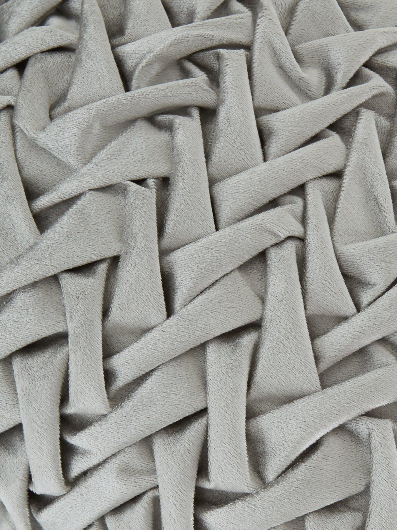 imogen-cushion-pairback
