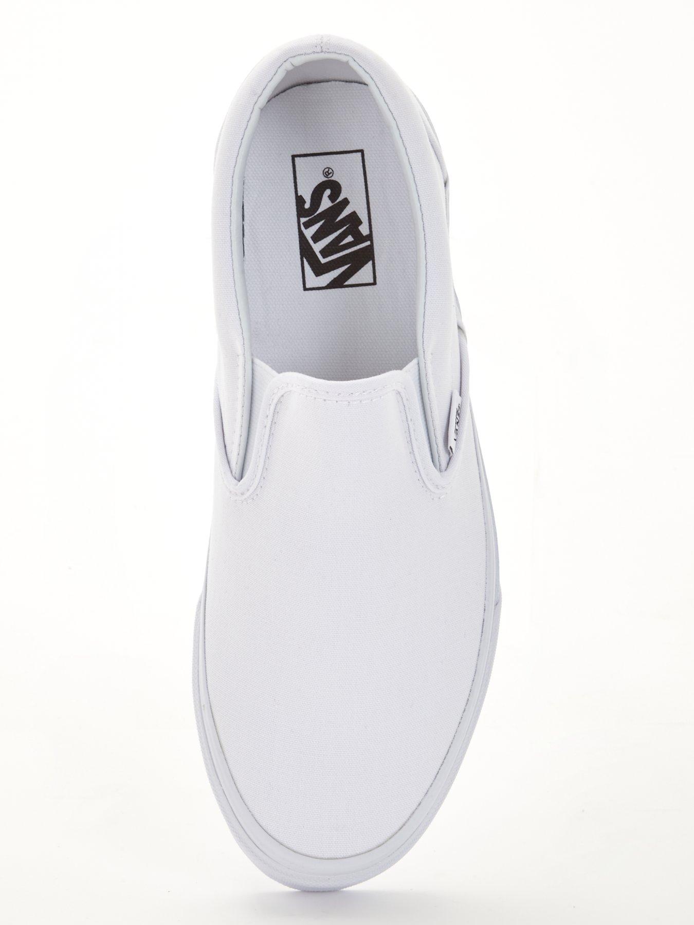 vans-womens-classic-slip-on-trainers-whiteoutfit