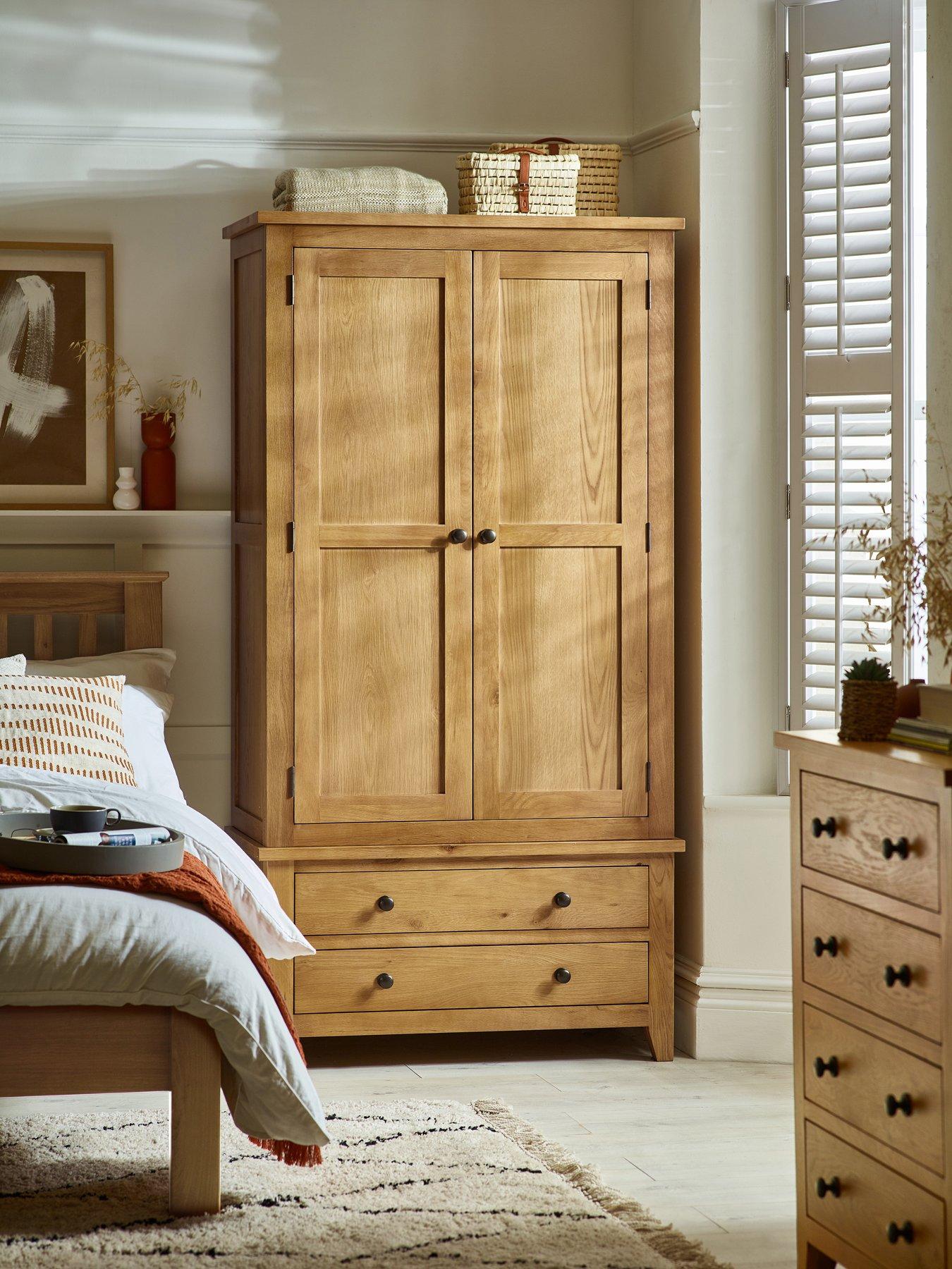 julian-bowen-marlborough-2-door-2-drawer-solid-oakoak-veneer-combination-wardrobe