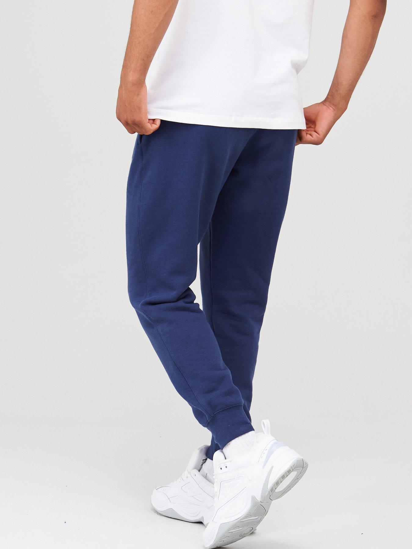 Nike club casual fit cuffed joggers in discount navy