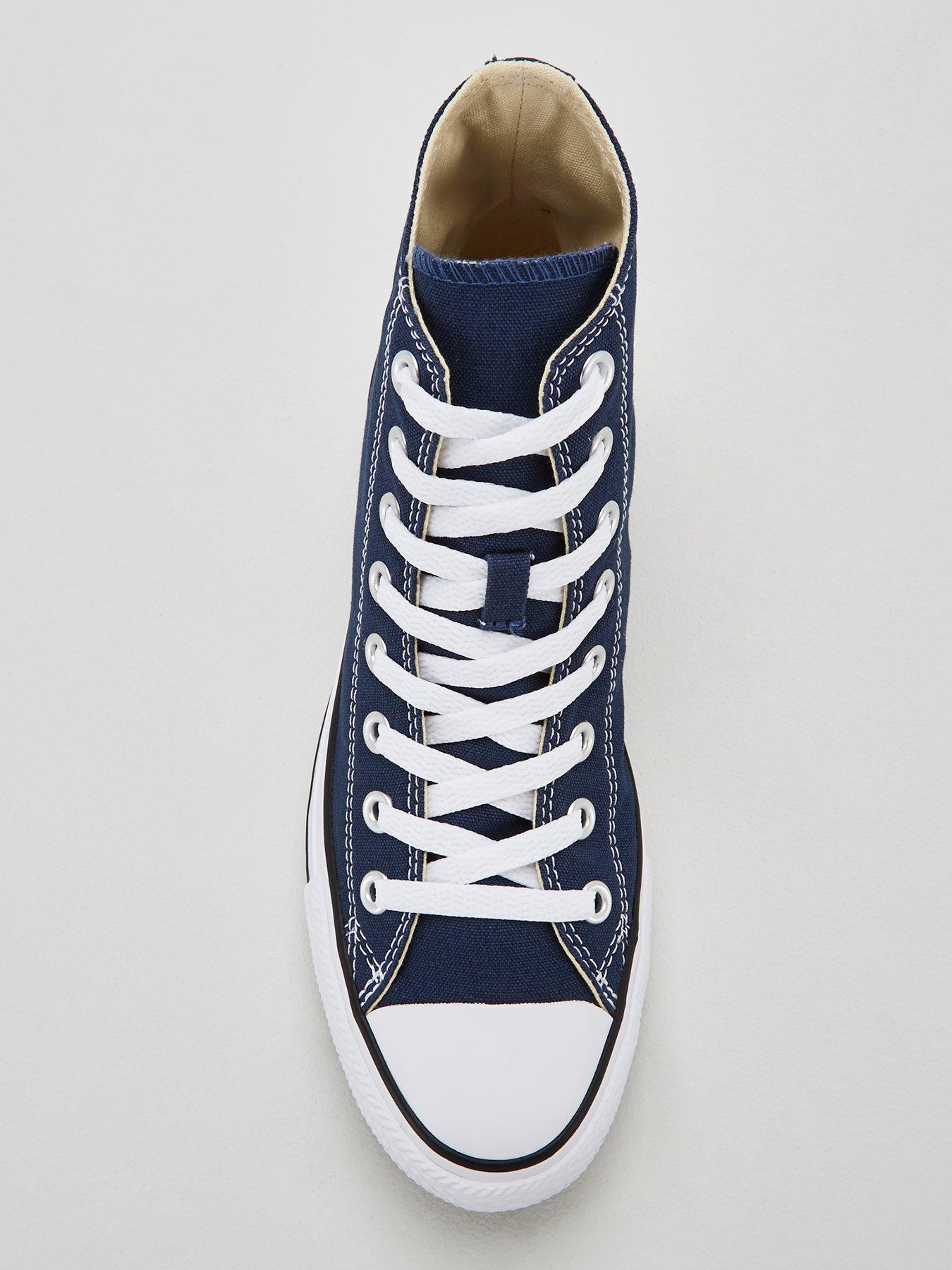 Navy blue store chuck taylor